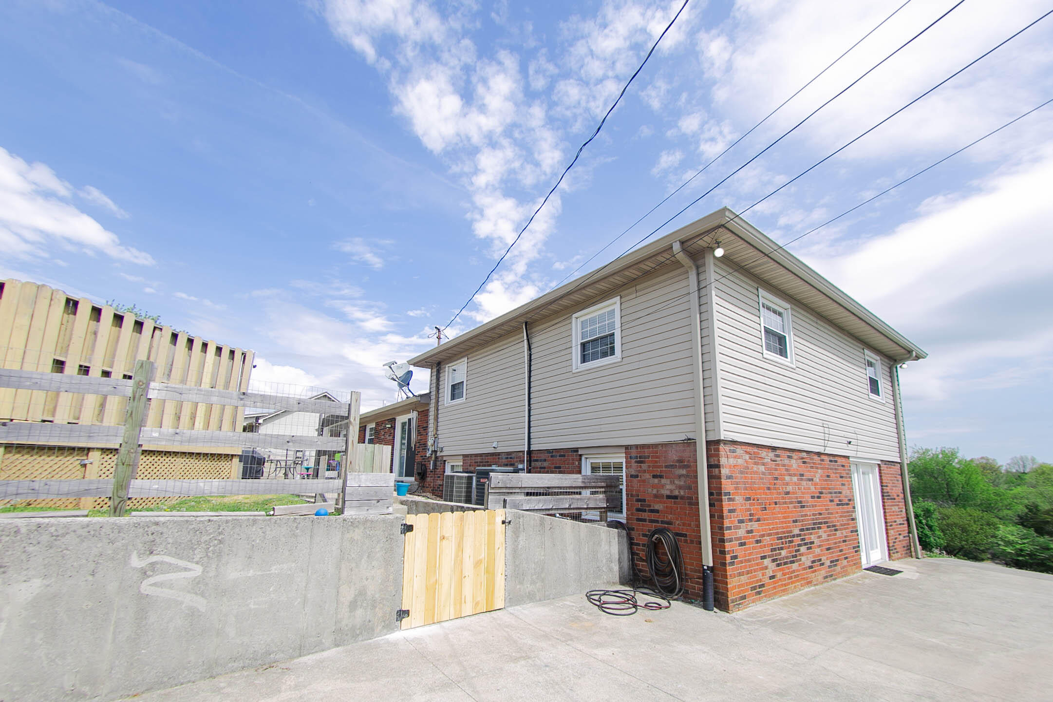 109 Rolling Hills Drive Property Photo 15