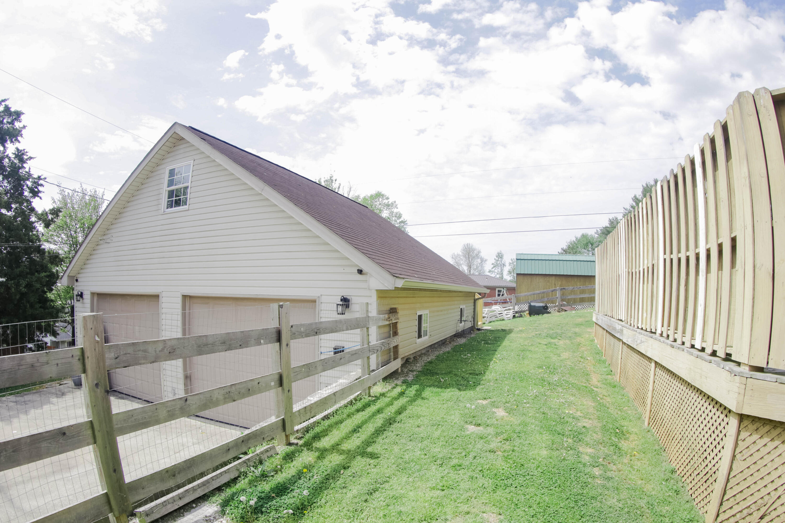 109 Rolling Hills Drive Property Photo 17