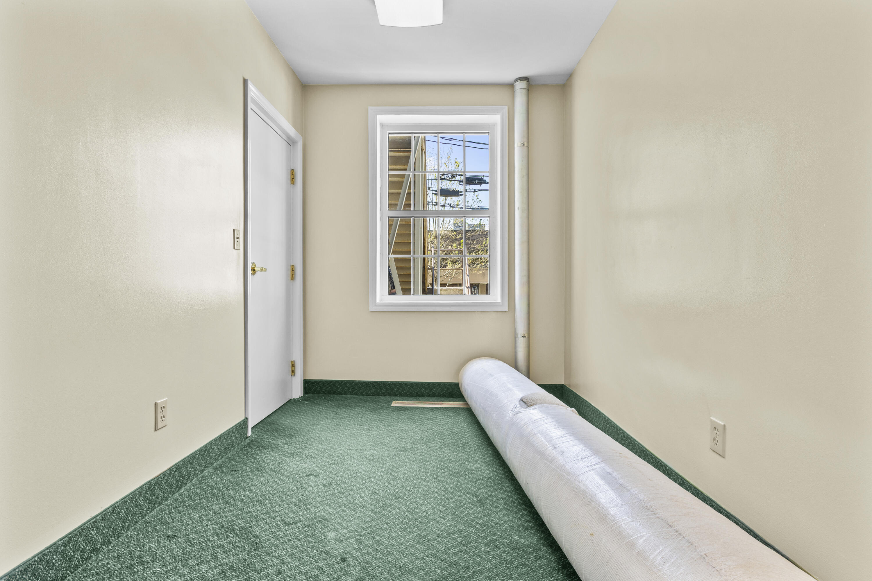 339 Main Street 1-5 Property Photo 37