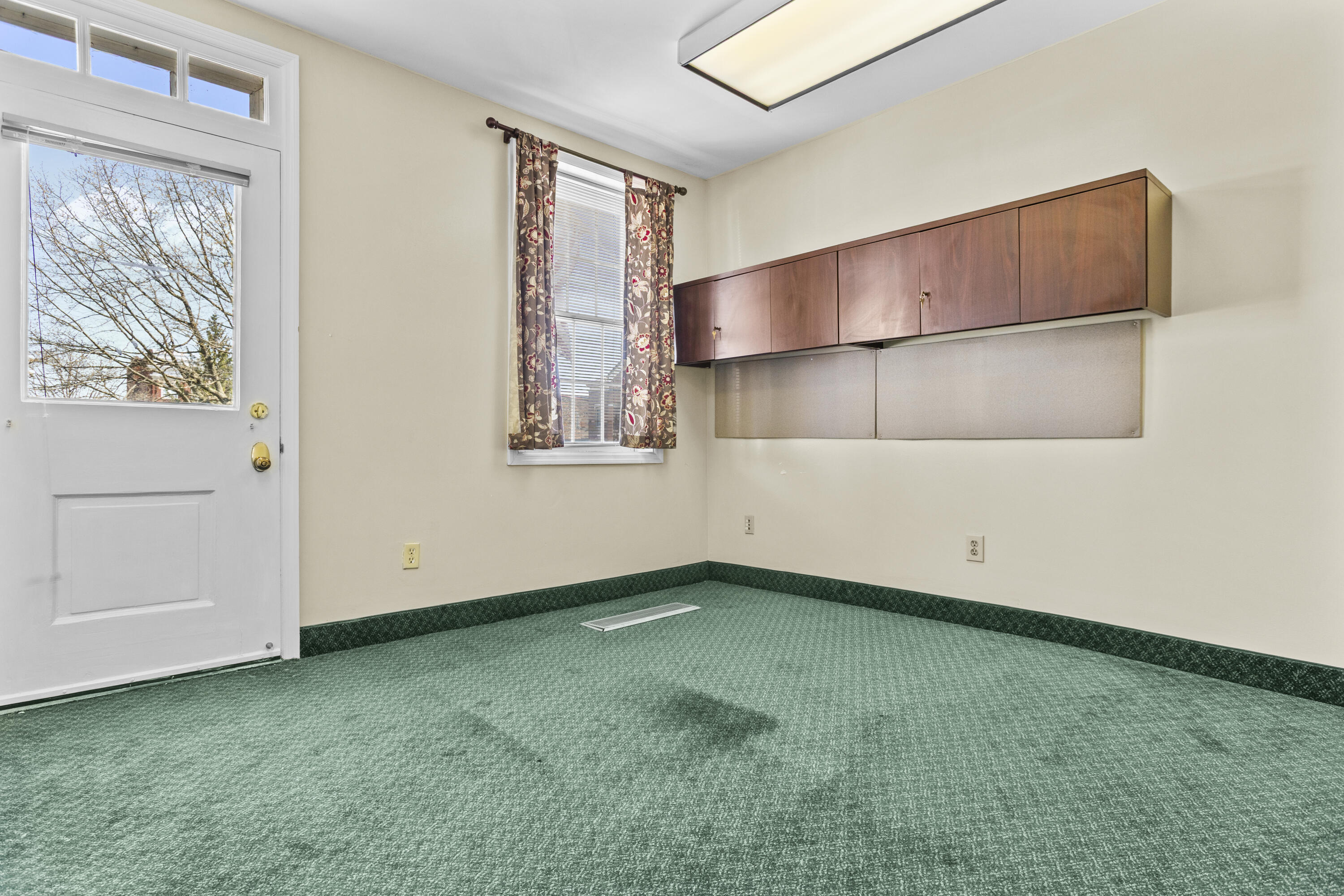 339 Main Street 1-5 Property Photo 75
