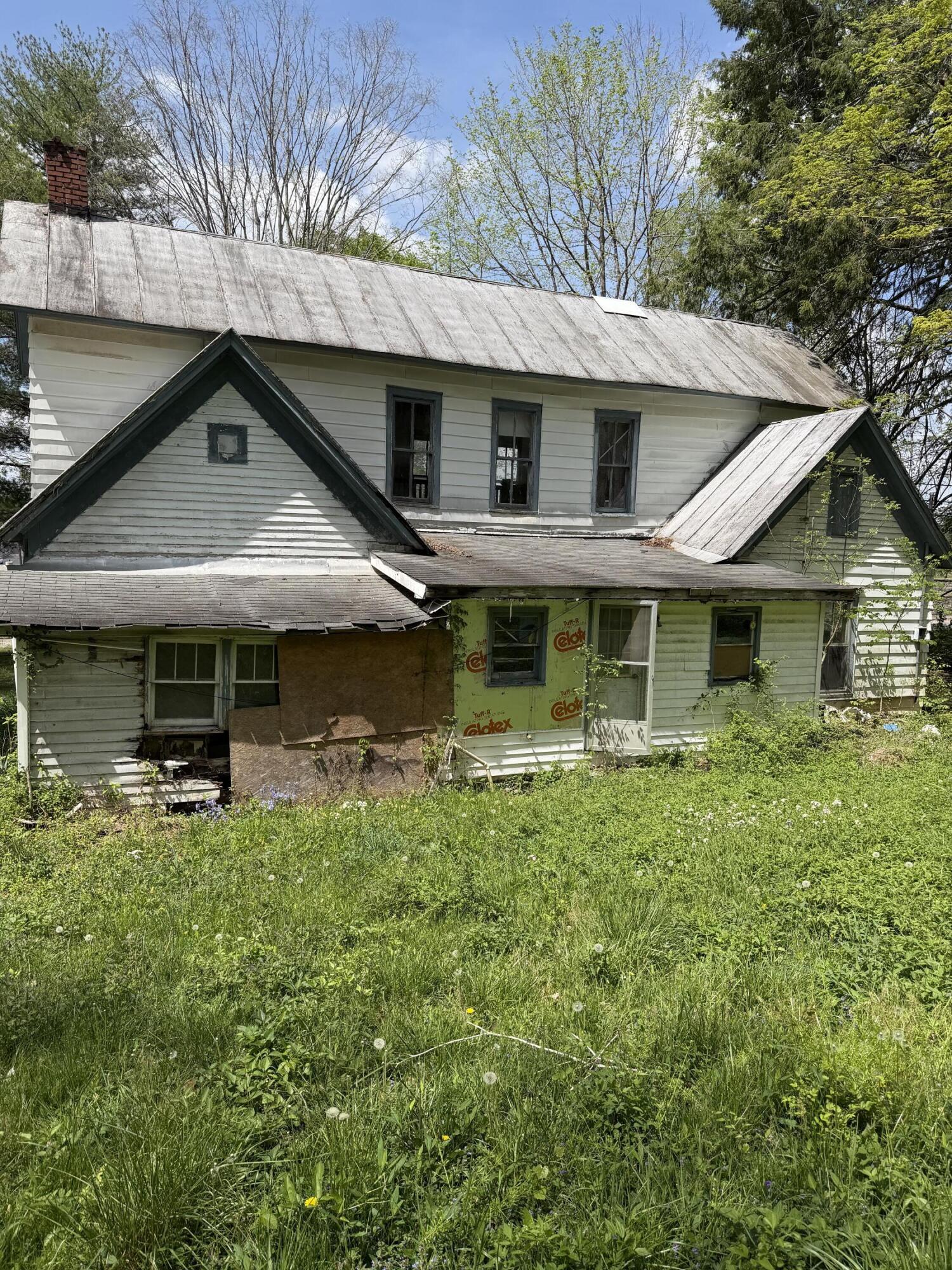 15 Old Us Hwy 25 Property Photo 3