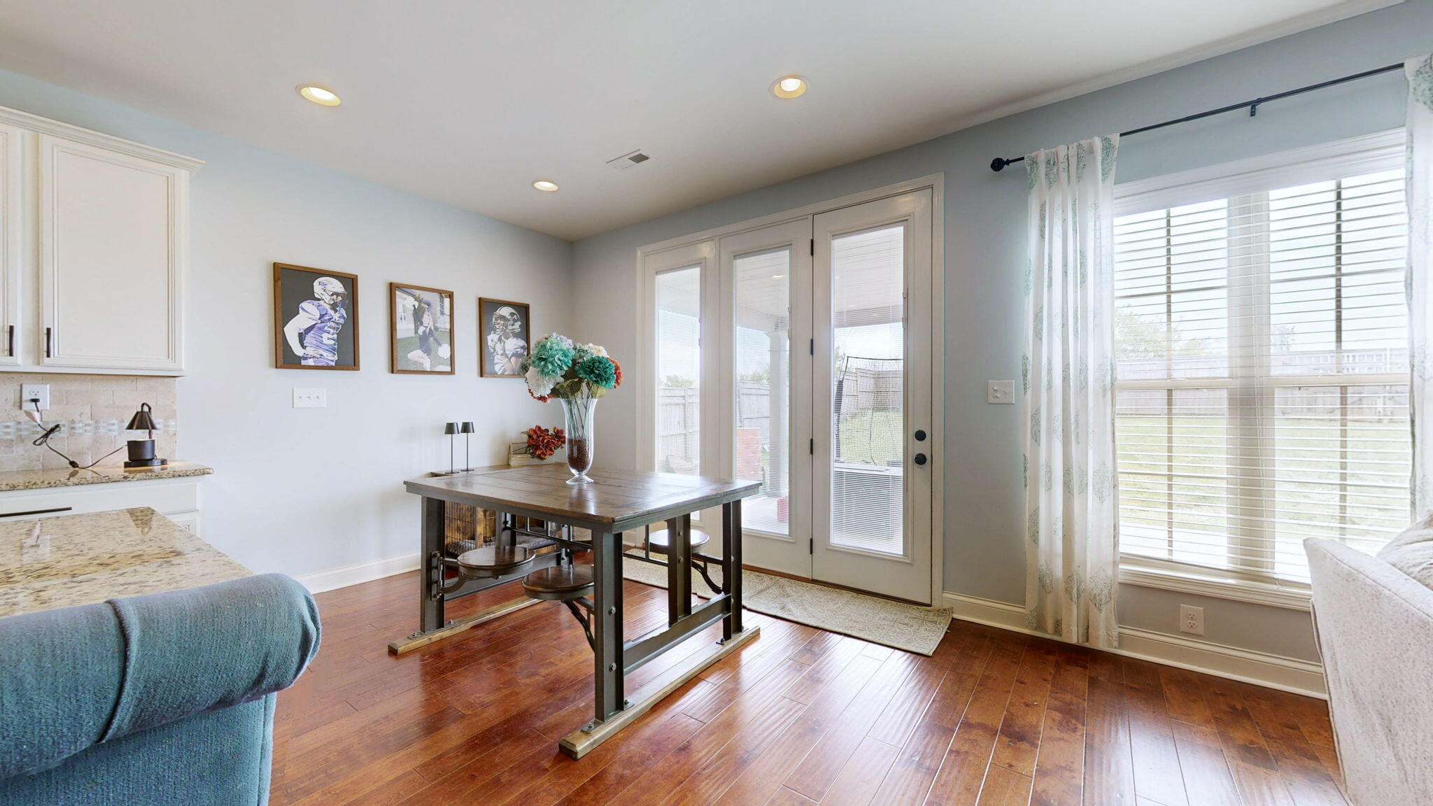 4668 Larkhill Lane Property Photo 10
