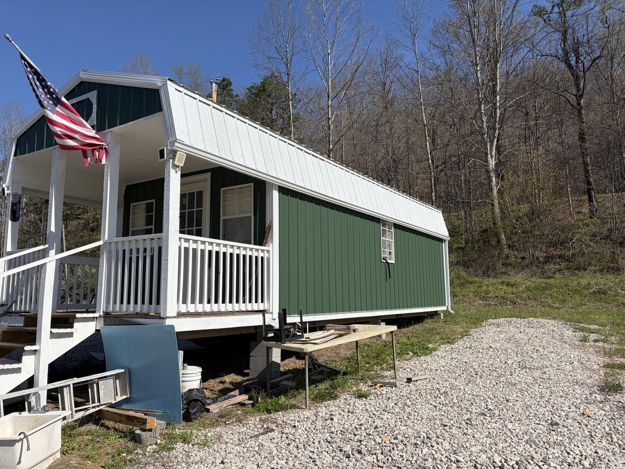 1025 State Highway 589 Property Photo 3