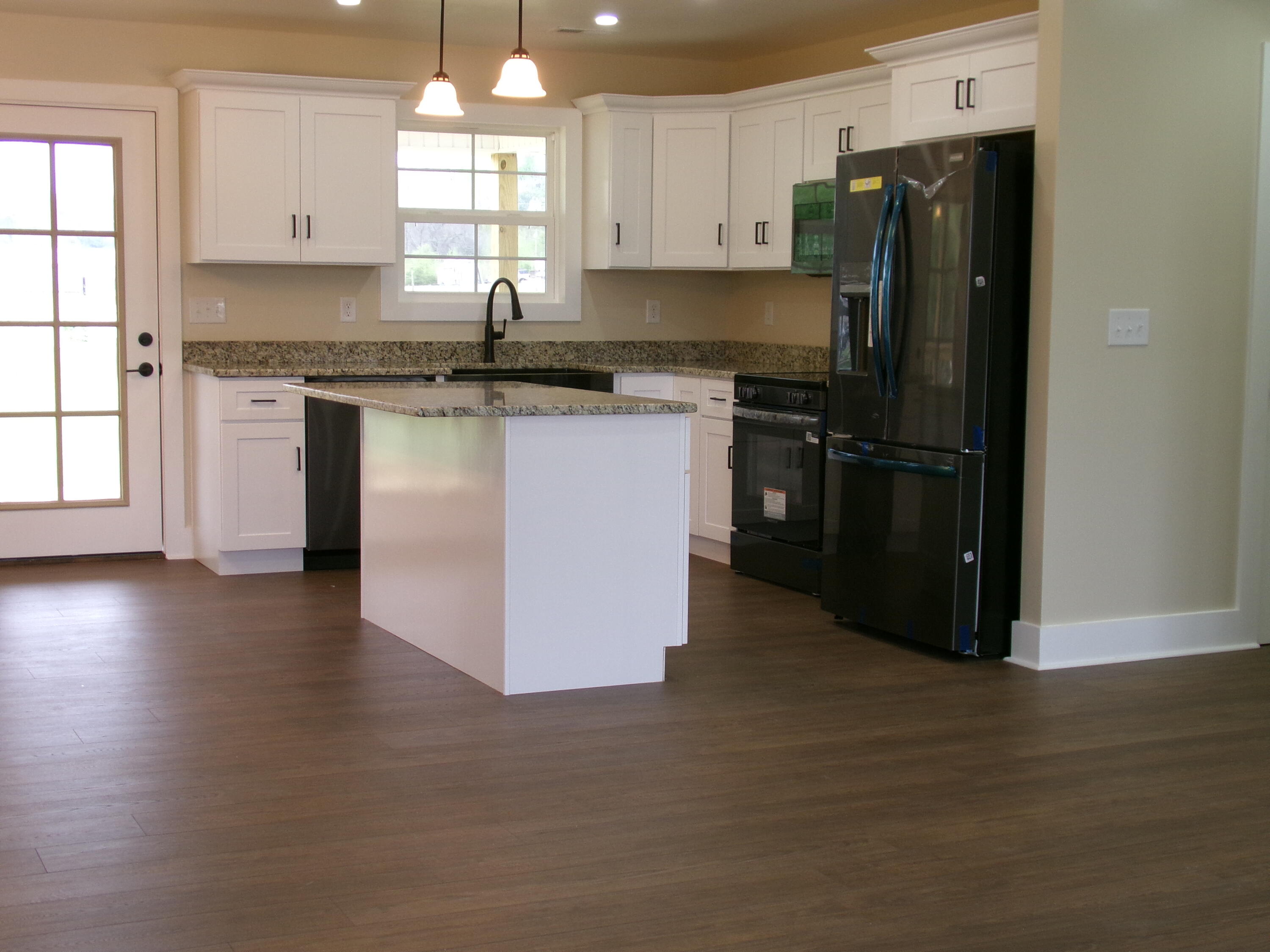 113 Spring Meadows Drive Property Photo 8