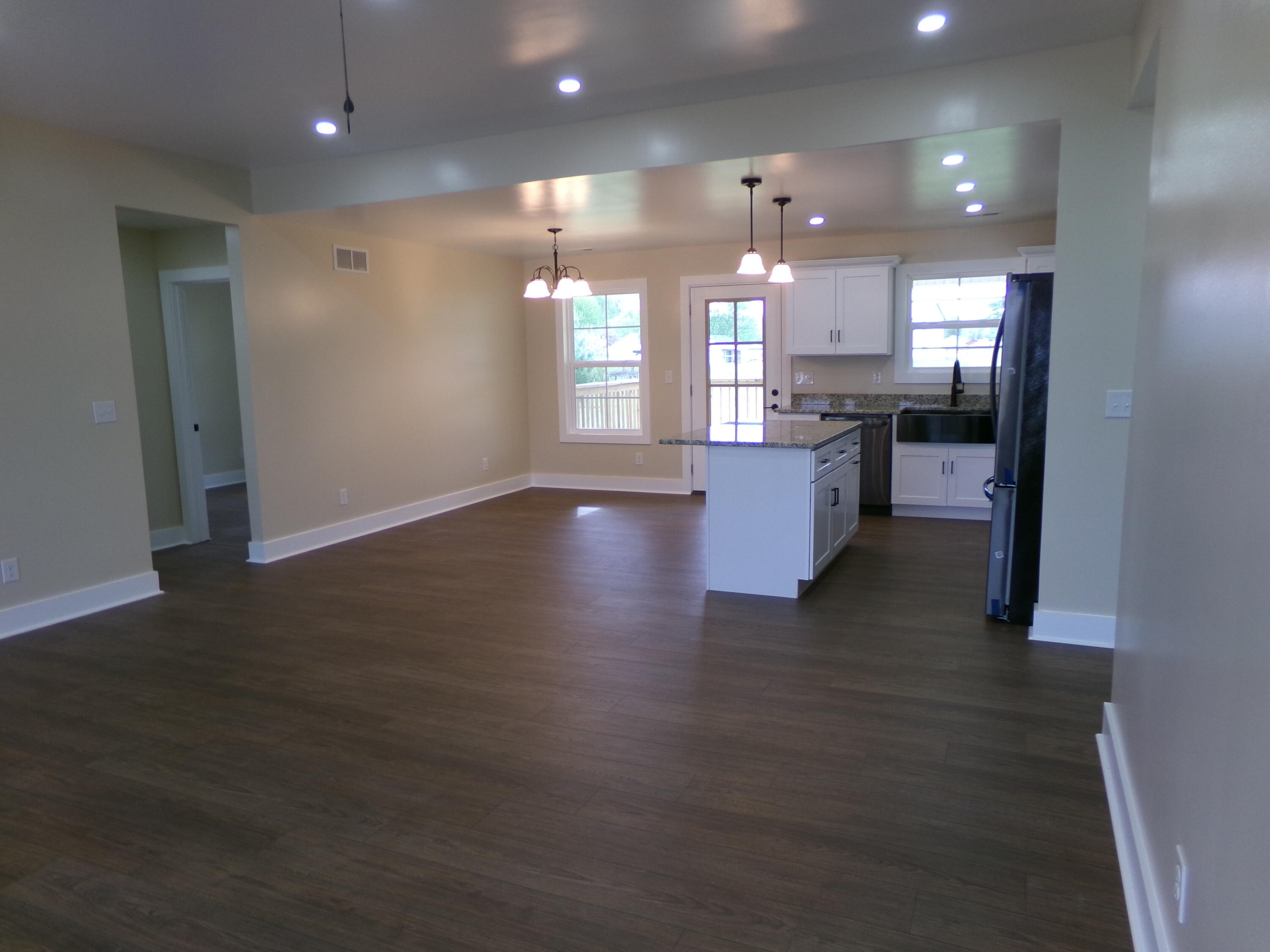 113 Spring Meadows Drive Property Photo 10