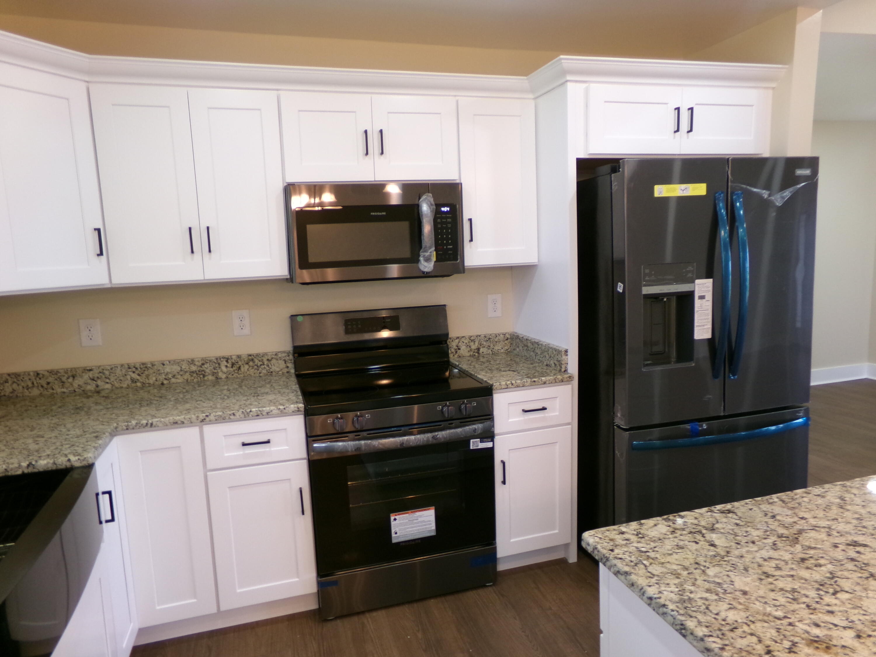 113 Spring Meadows Drive Property Photo 14