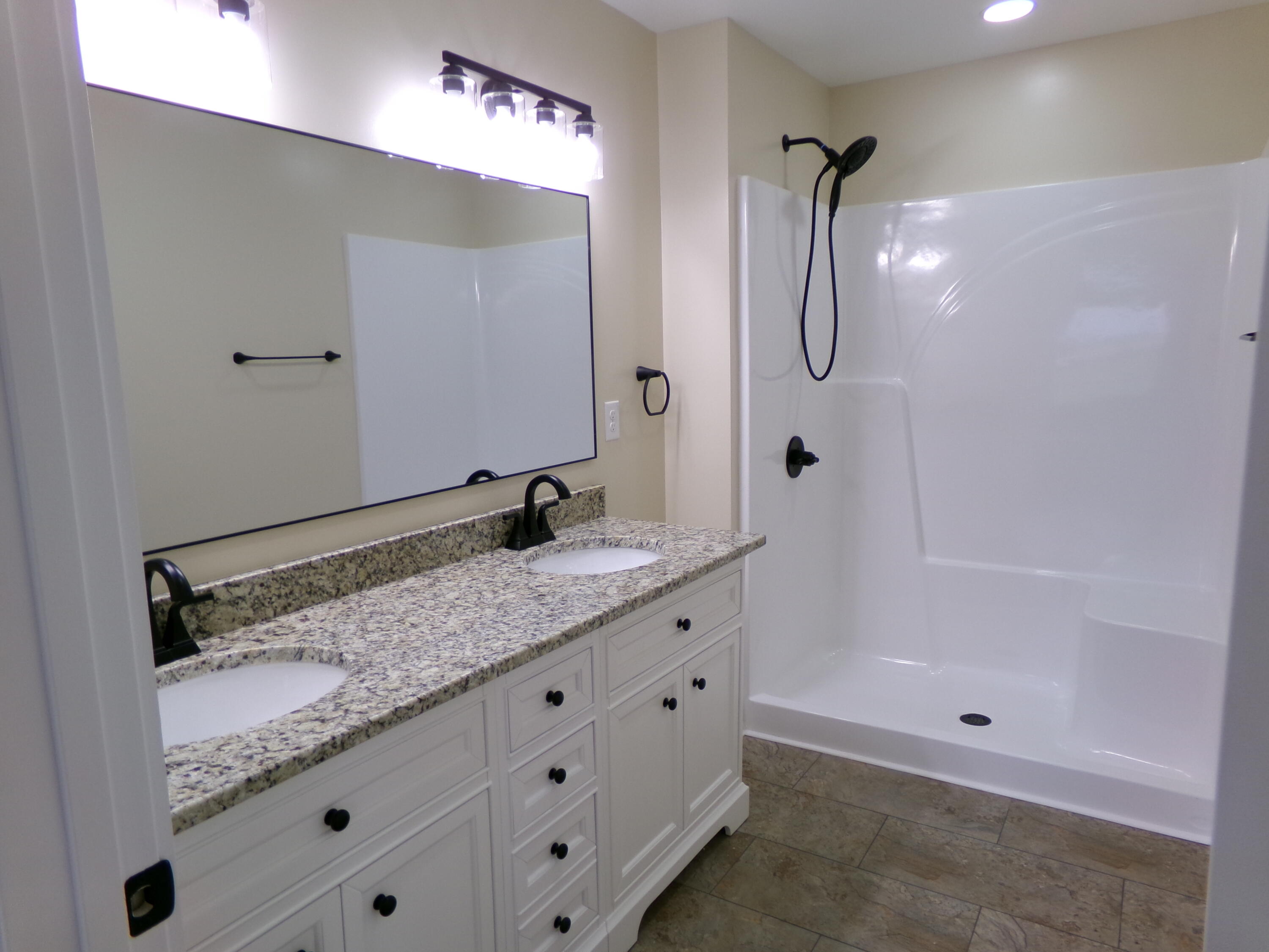 113 Spring Meadows Drive Property Photo 18