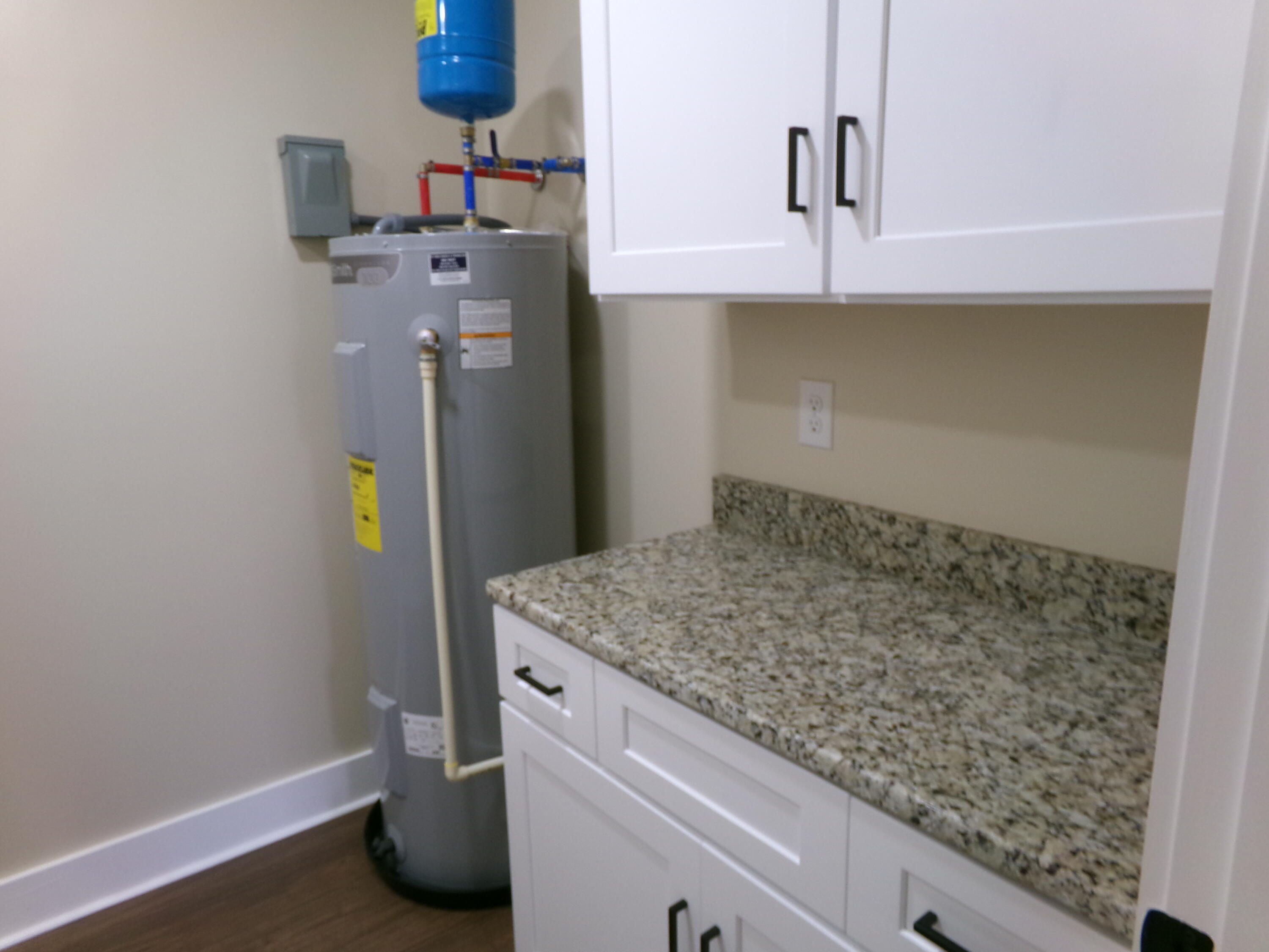 113 Spring Meadows Drive Property Photo 25