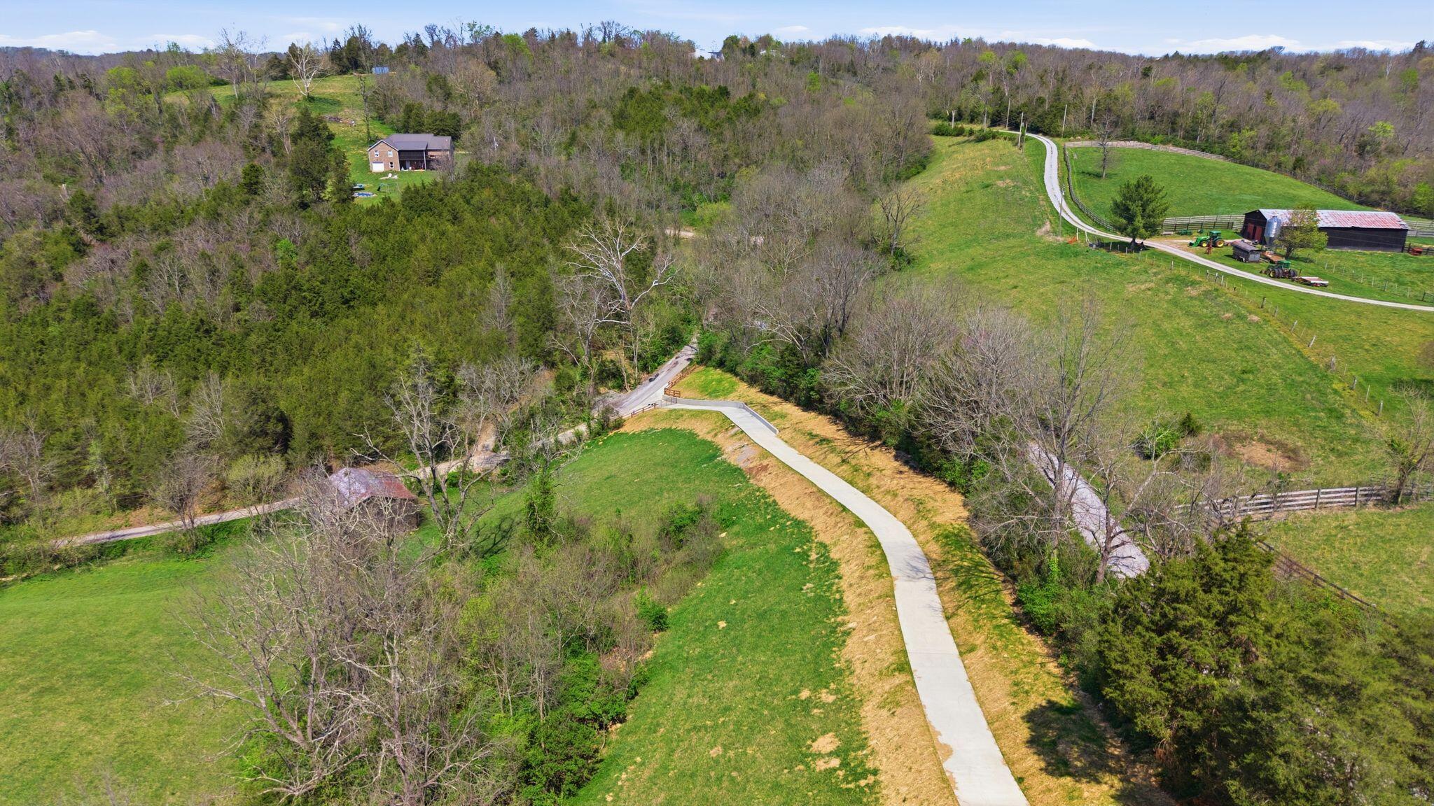 700 Maple Grove Road Property Photo 4