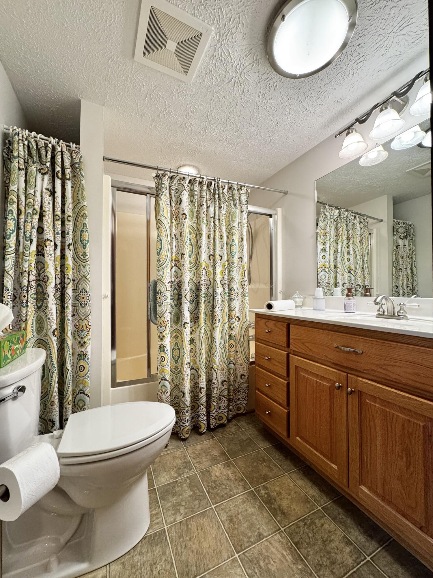 400 D Wilson Road Property Photo 24