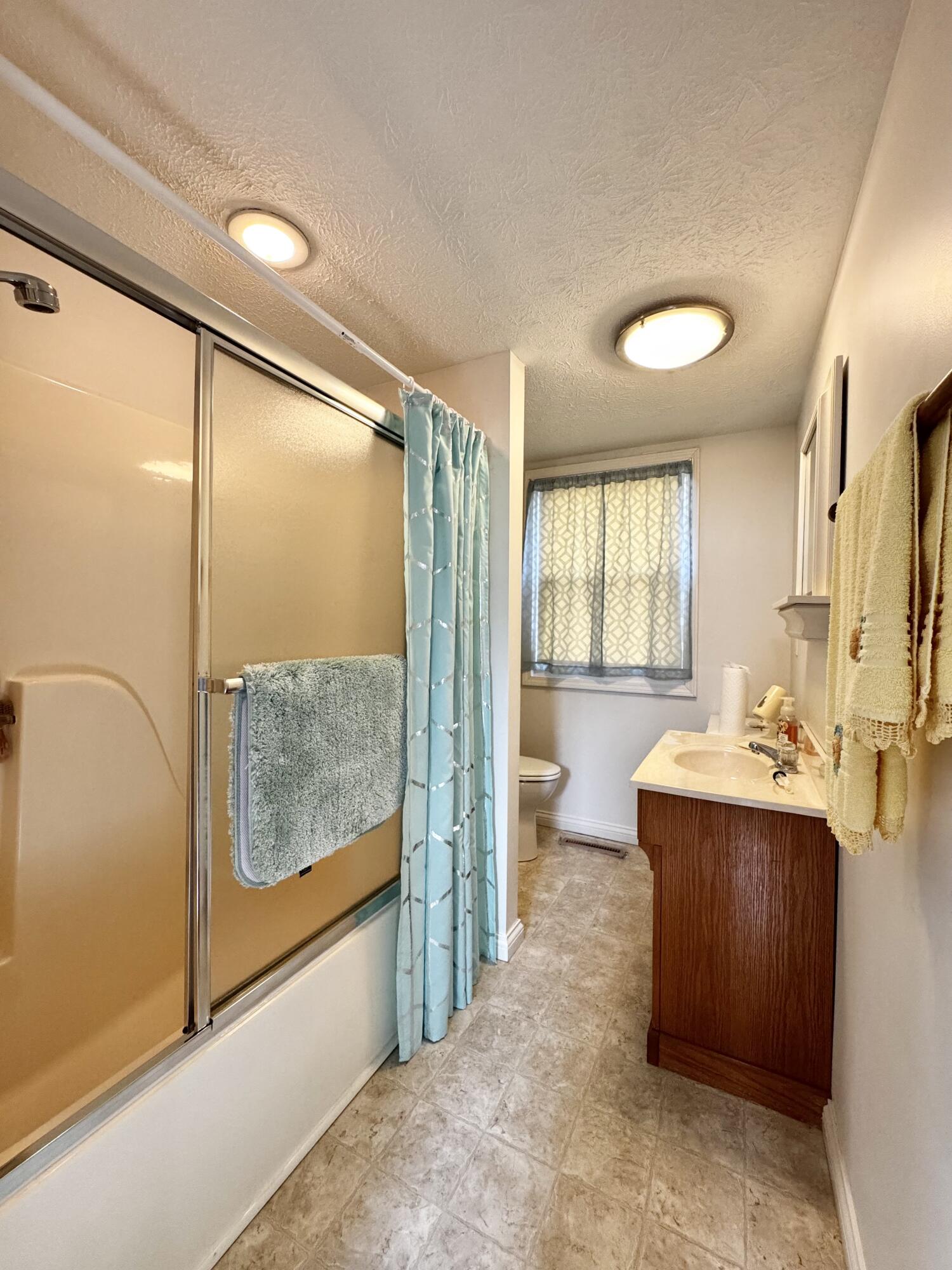400 D Wilson Road Property Photo 28