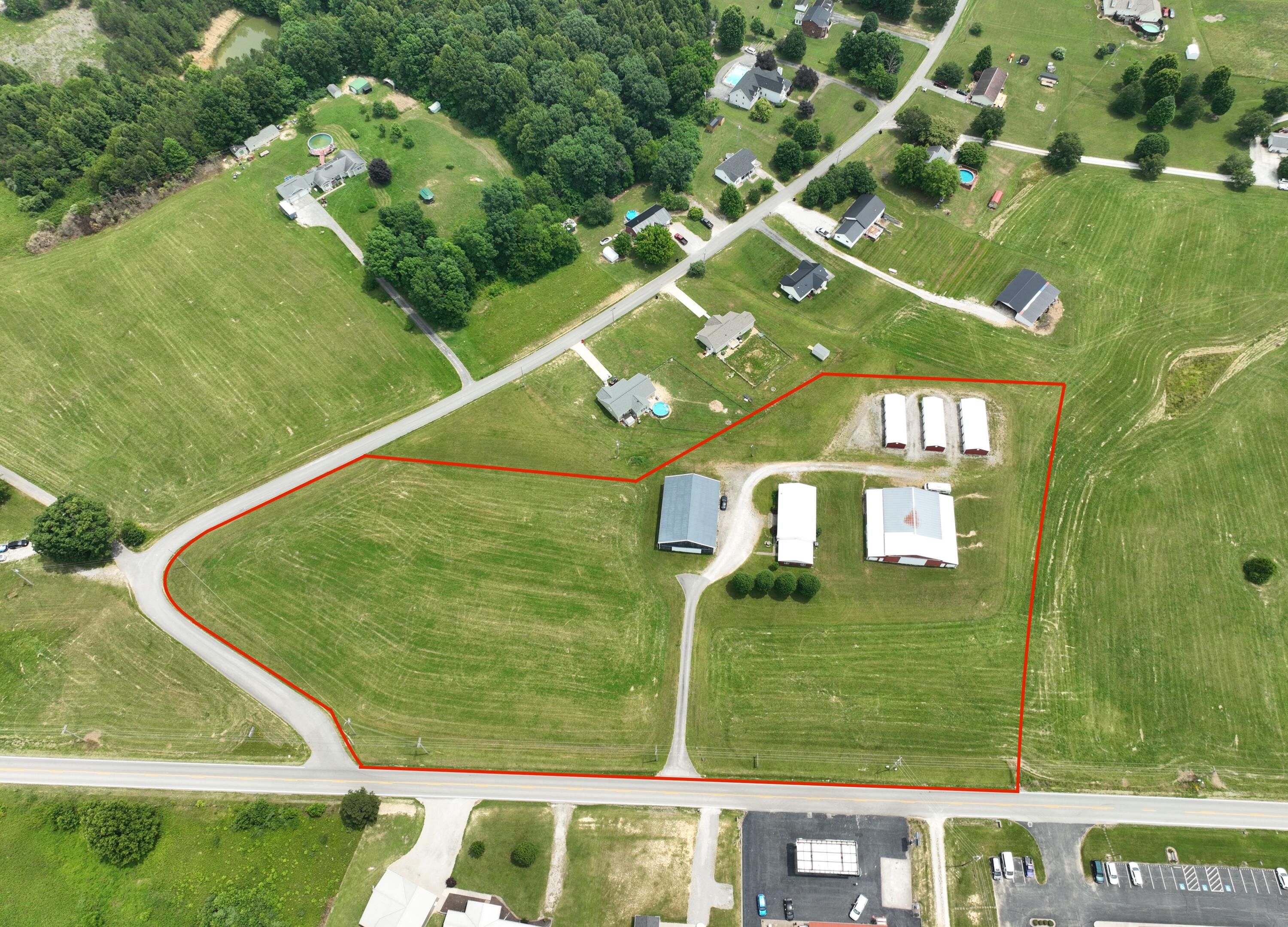 5689 State Highway 290 Property Photo 26