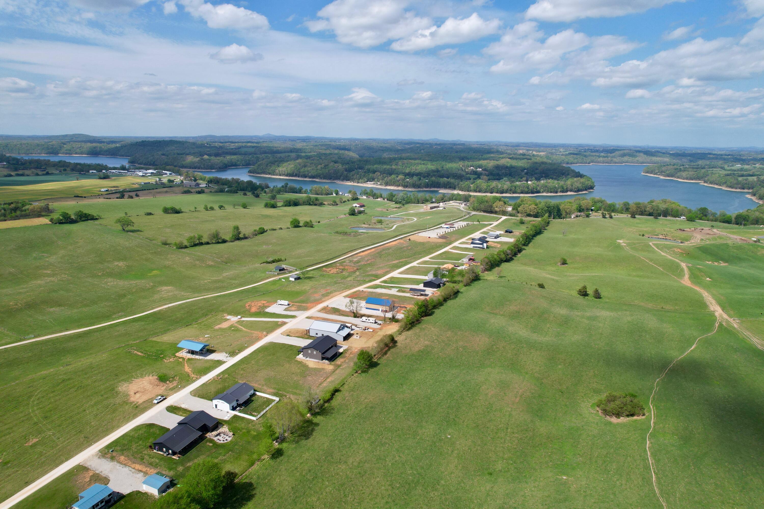 20 Lighthouse Estates Property Photo 9