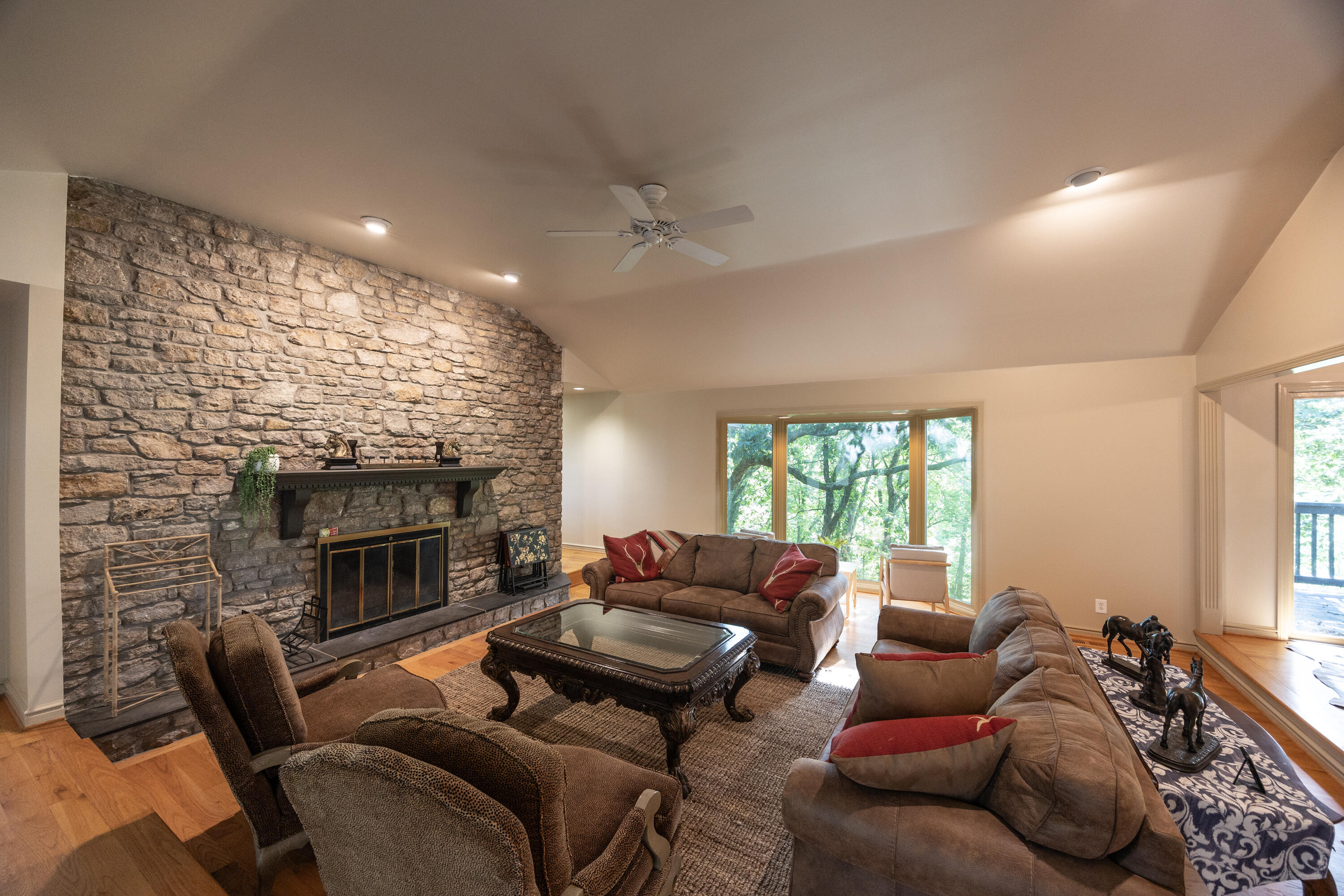 4462 Mount Horeb Pike Property Photo 26