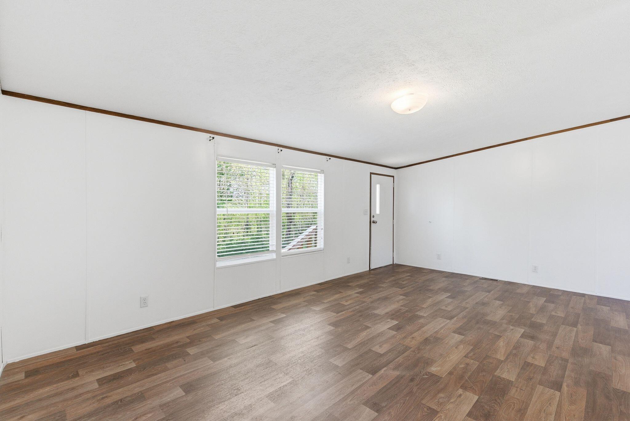 2741 Highway 1955 Property Photo 4
