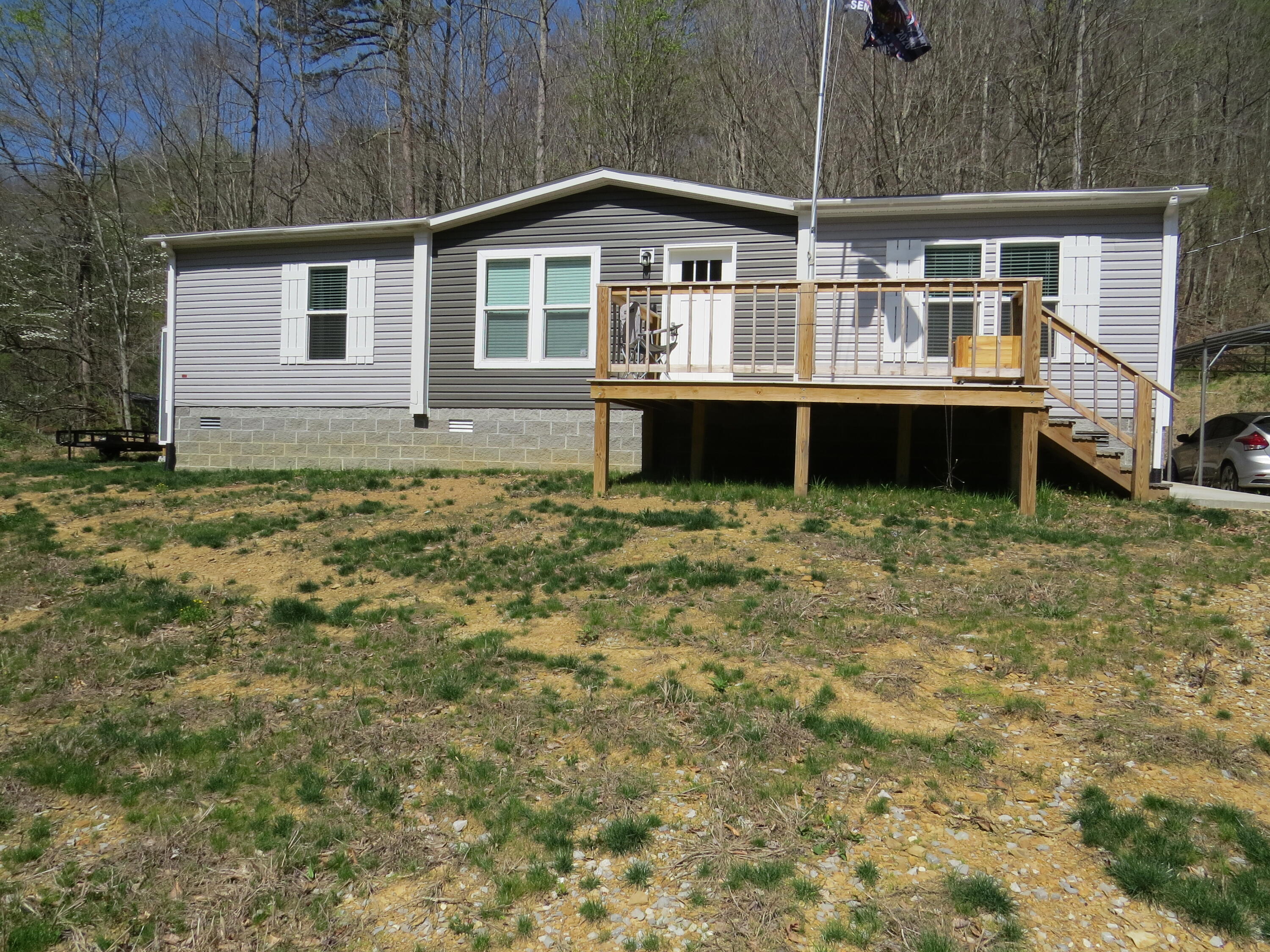 3590 Ky 233 Property Photo 1