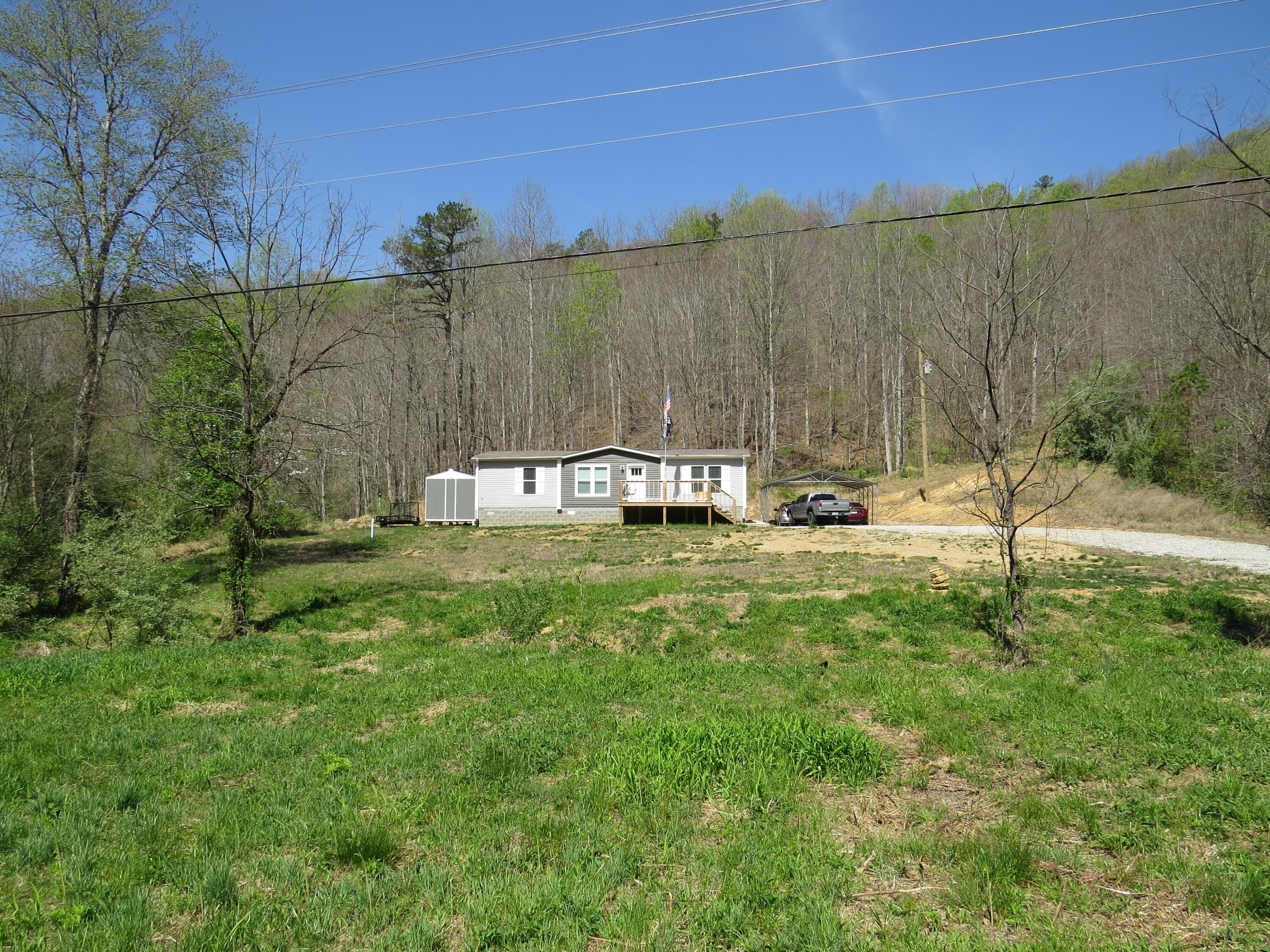 3590 Ky 233 Property Photo 3