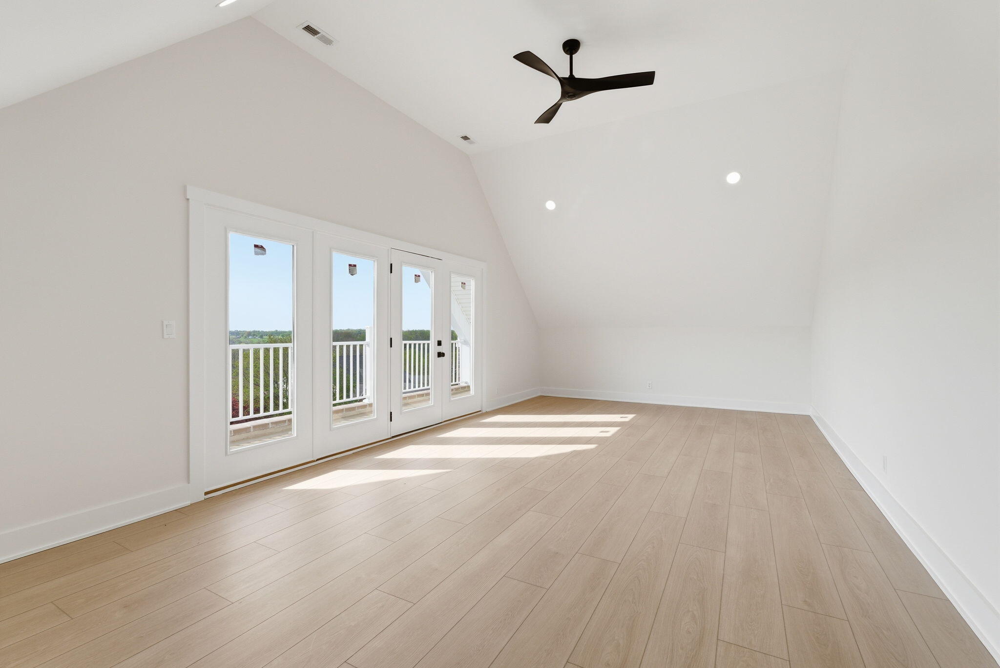 442 General John Payne Boulevard Property Photo 8