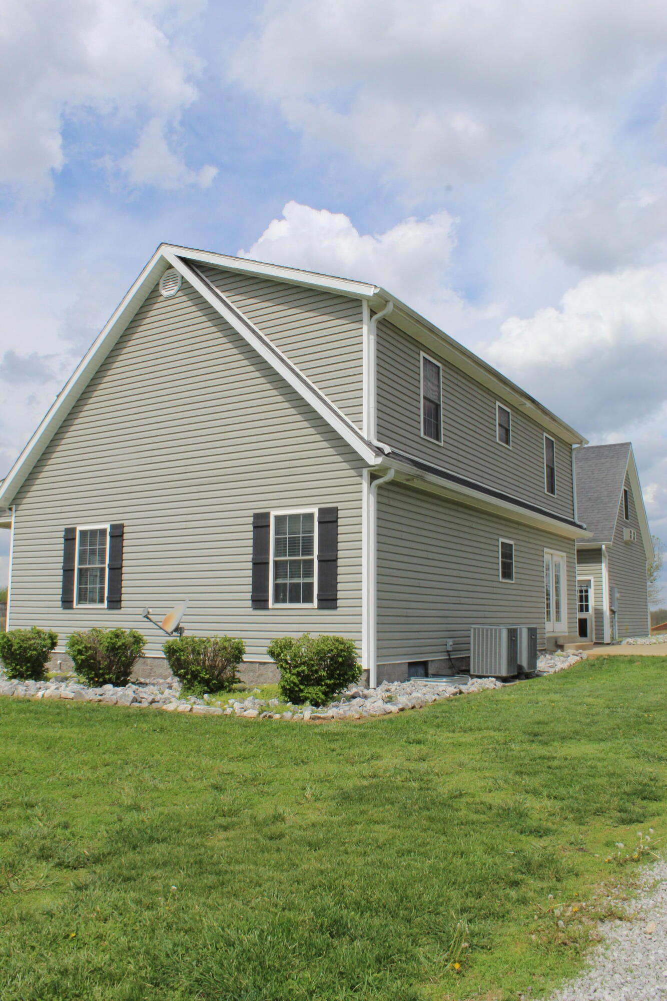990 Dry Fork Road Property Photo 6