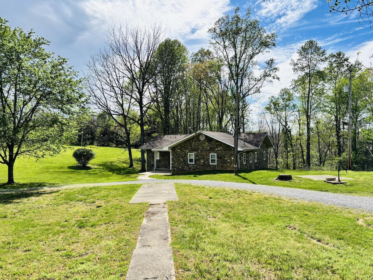 1265 Thornton Road Property Photo 3