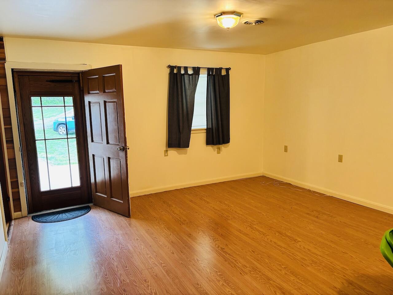 1265 Thornton Road Property Photo 6