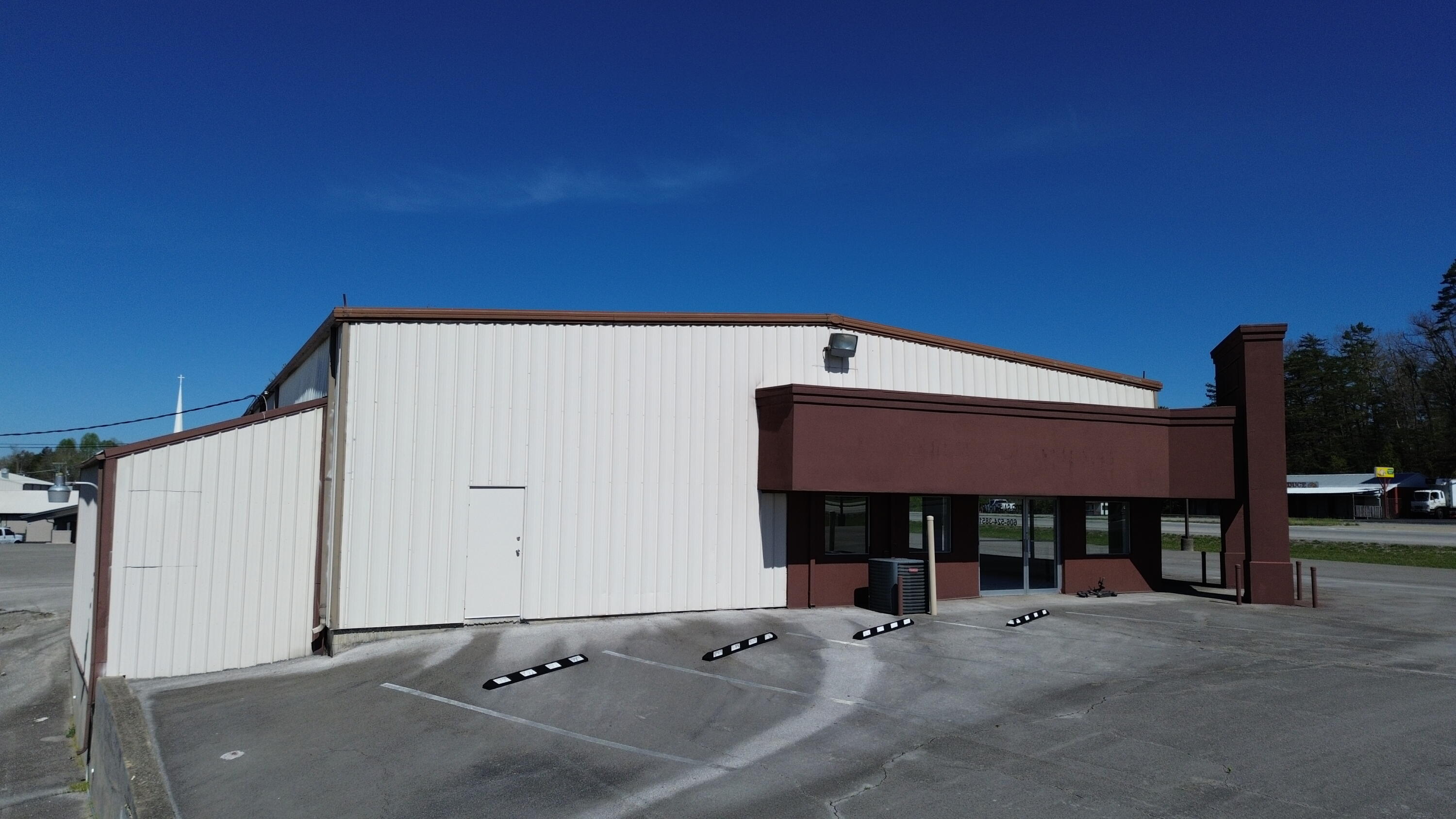 15139 Us-25e Property Photo 3