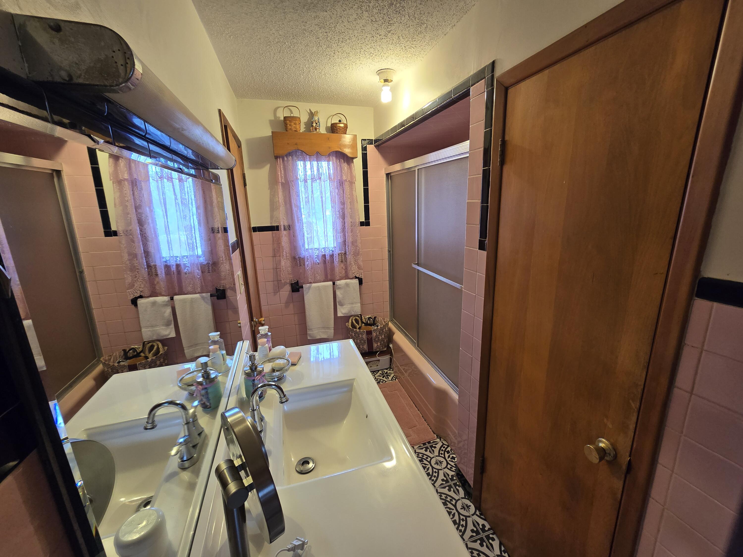 127 Alpine Road Property Photo 13