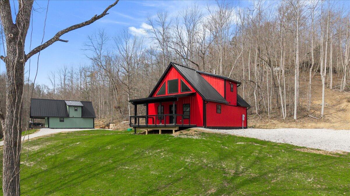 87 Storm Road Property Photo 2