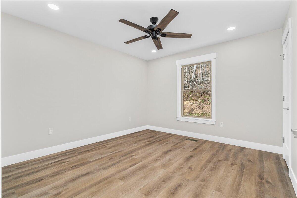 87 Storm Road Property Photo 10