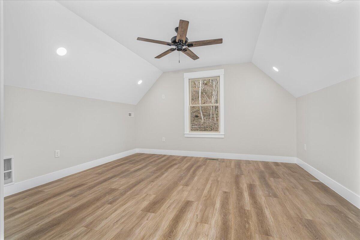 87 Storm Road Property Photo 21