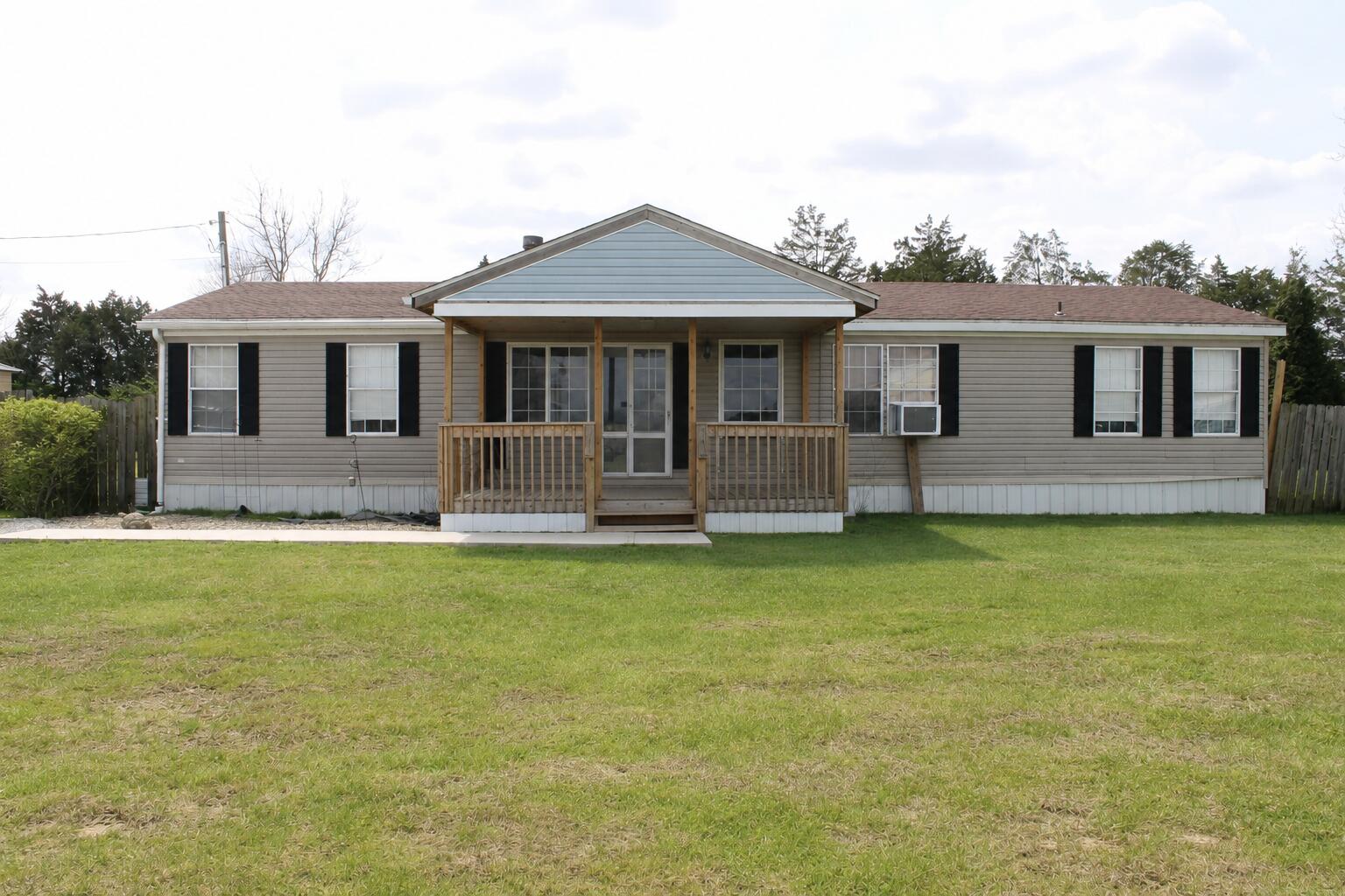 130 Fox Lane Drive Property Photo 1