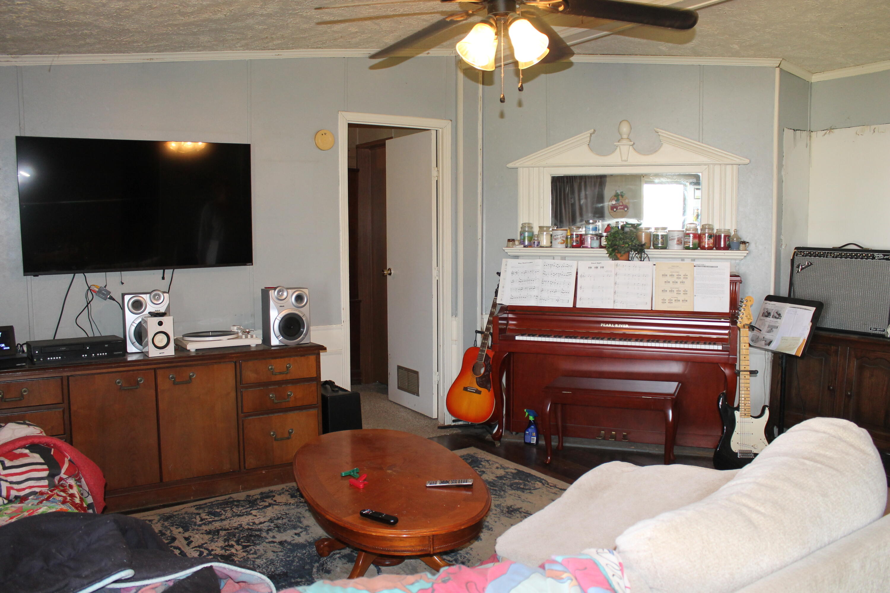 130 Fox Lane Drive Property Photo 14