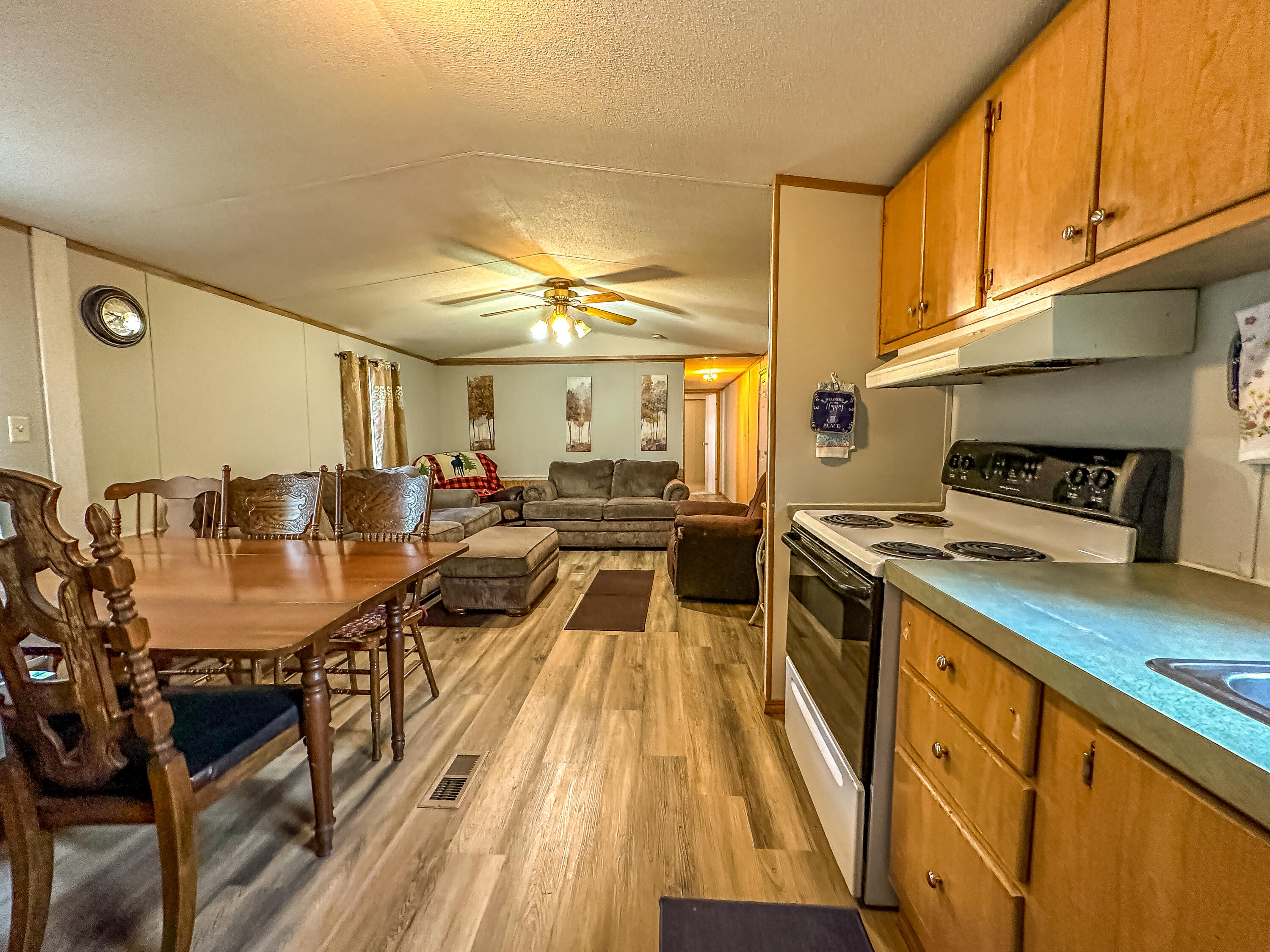 460 N Lake Drive Property Photo 22