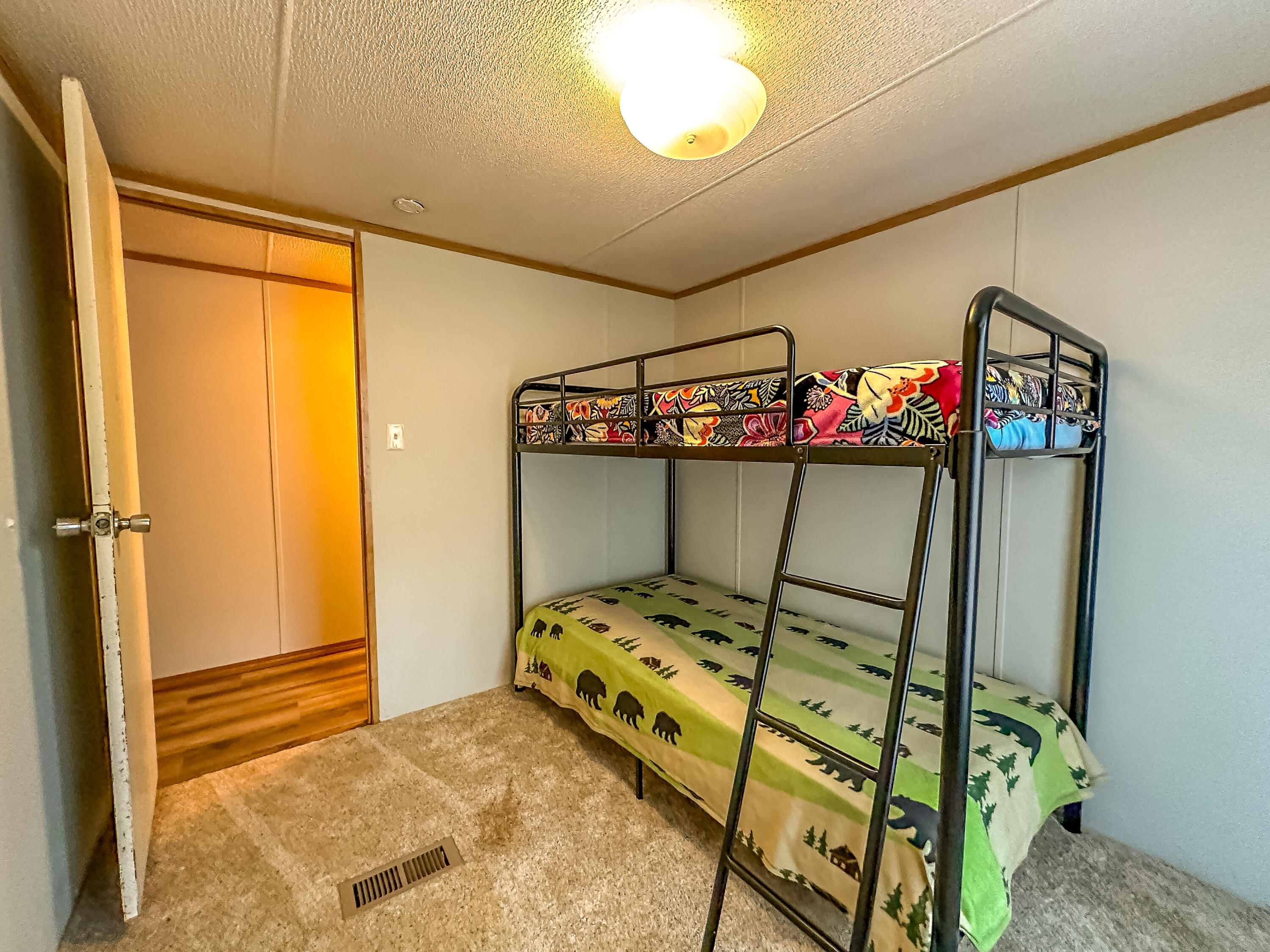 460 N Lake Drive Property Photo 36