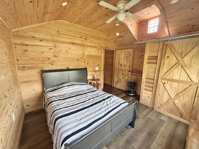 266 Boater's Alley Property Photo 7