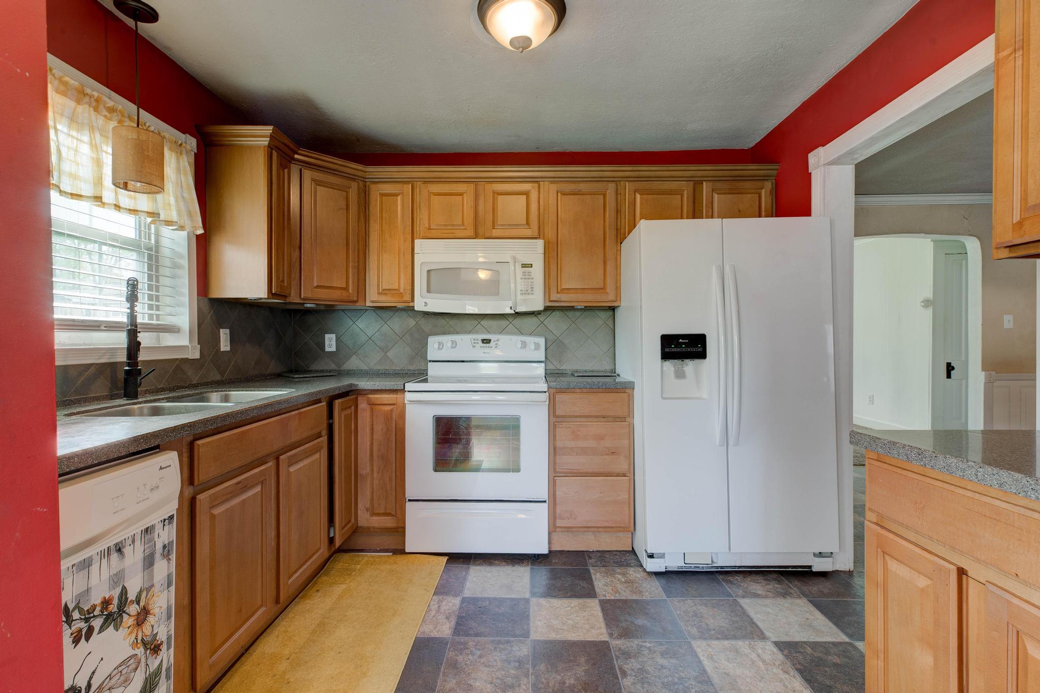 111 Highland Drive Property Photo 11