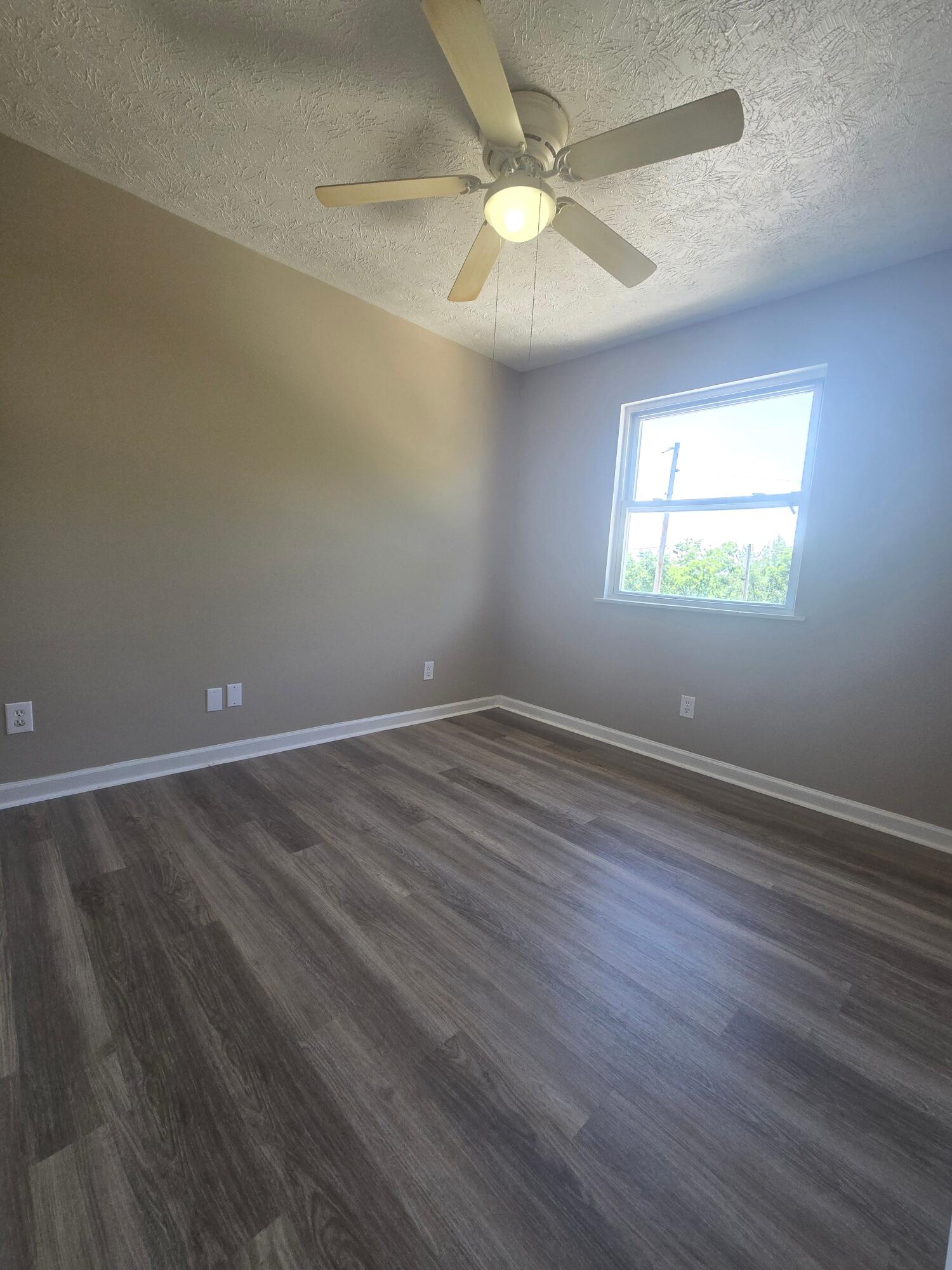 16 Linden Avenue Property Photo 15