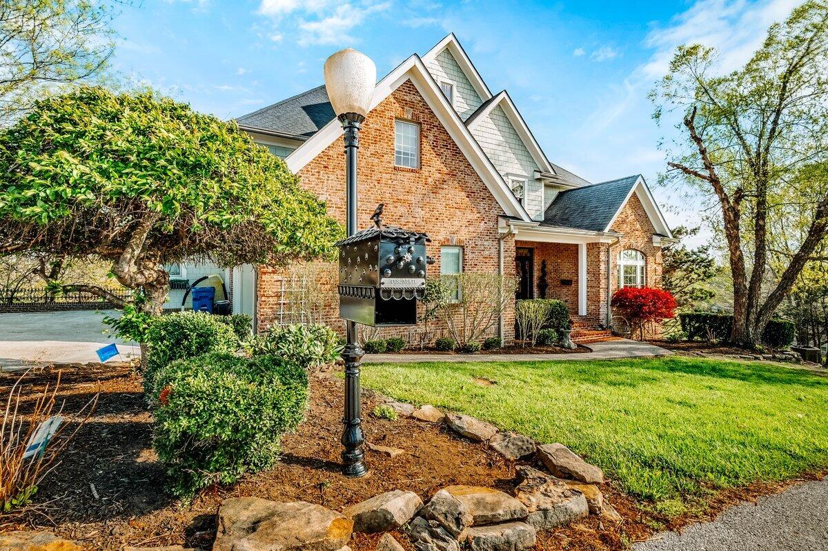 189 Oakwood Drive Property Photo 3