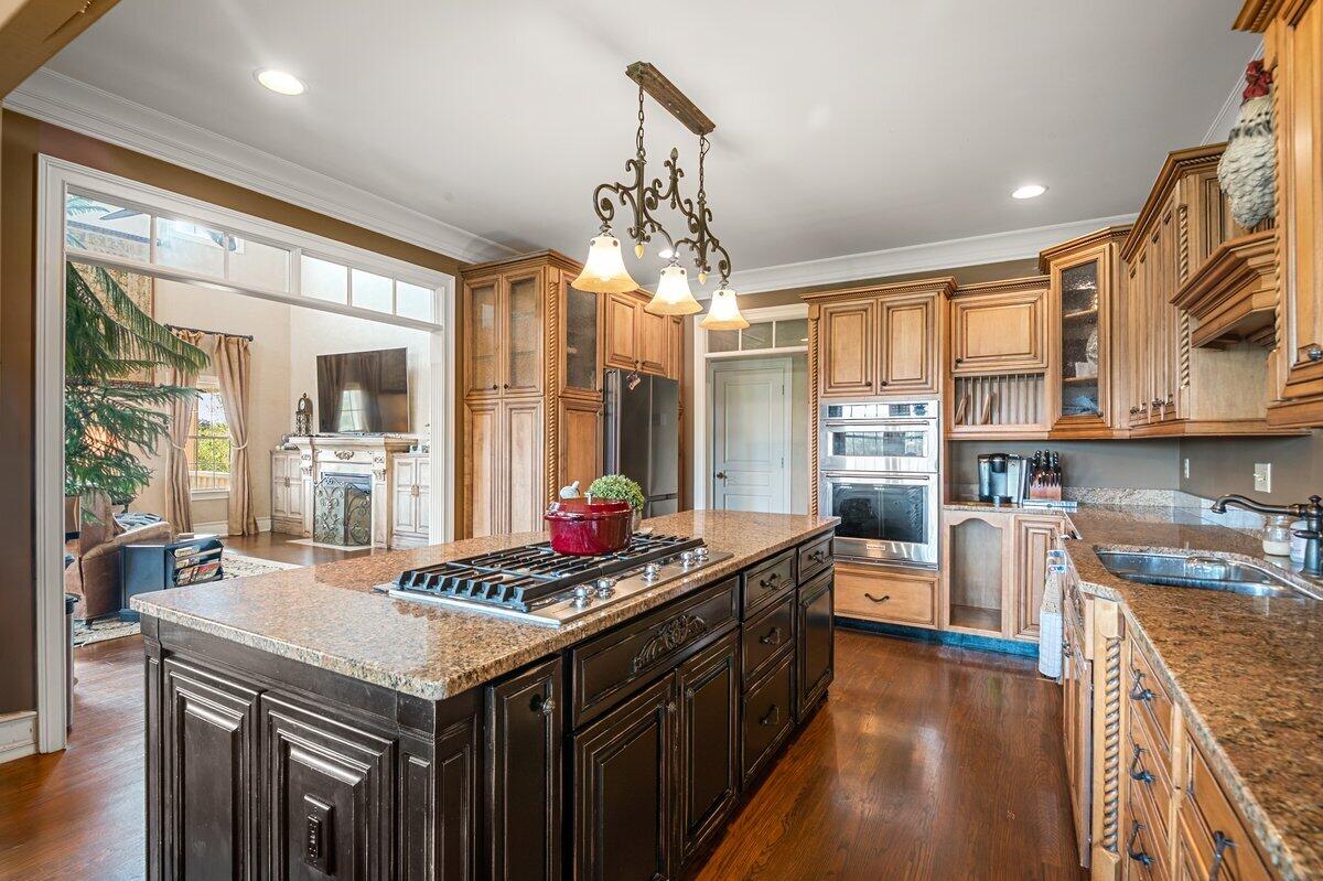 189 Oakwood Drive Property Photo 6