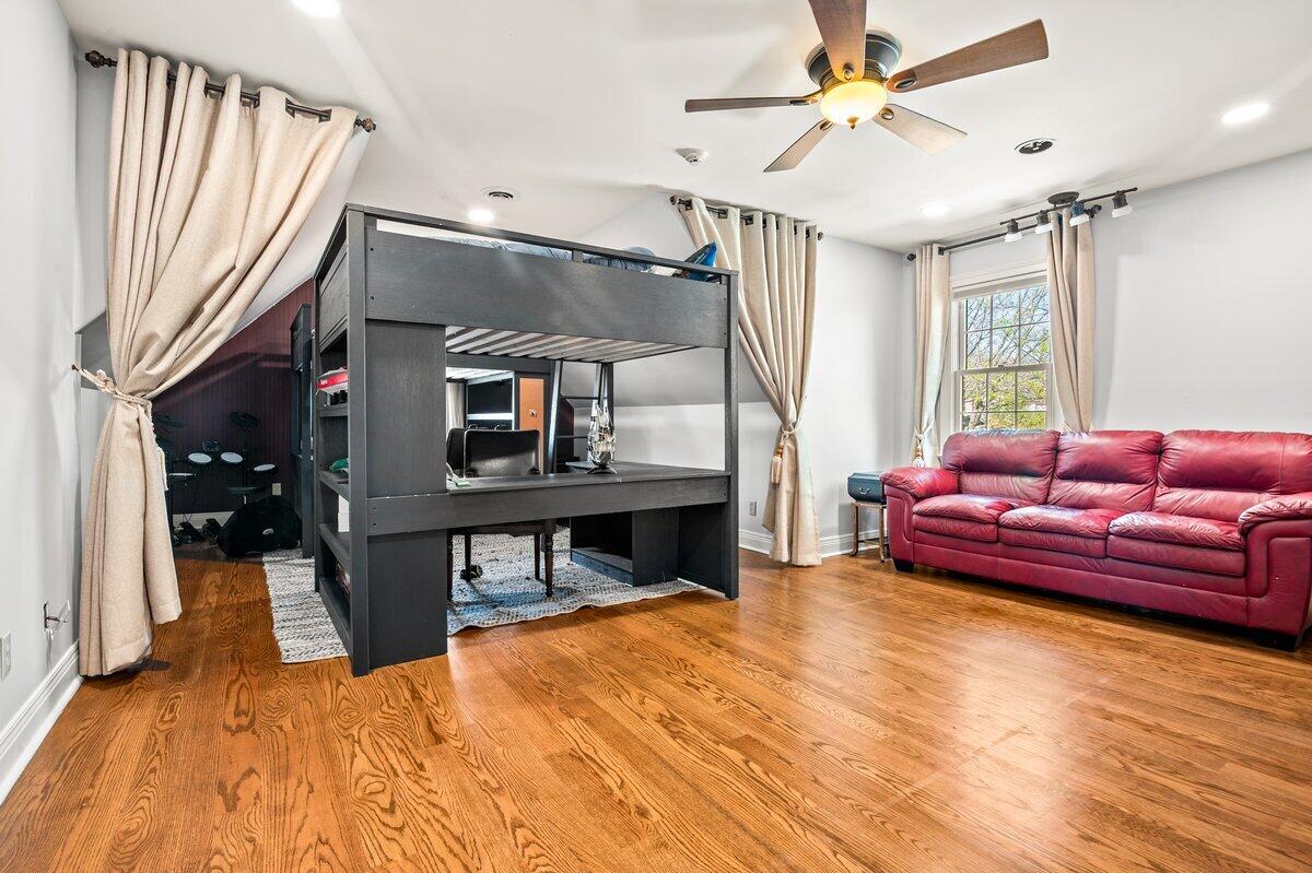 189 Oakwood Drive Property Photo 17