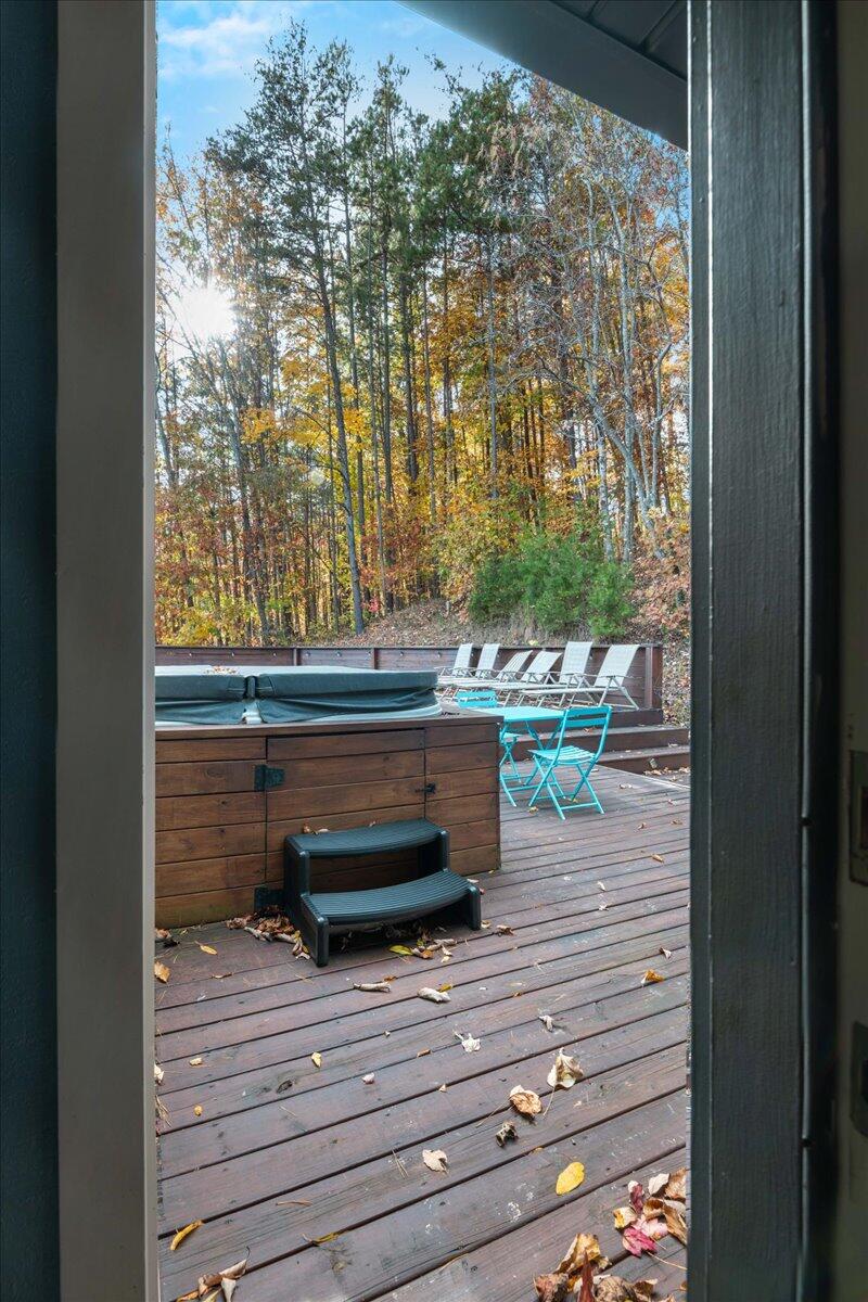 1211 Forest Cir Drive Property Photo 46