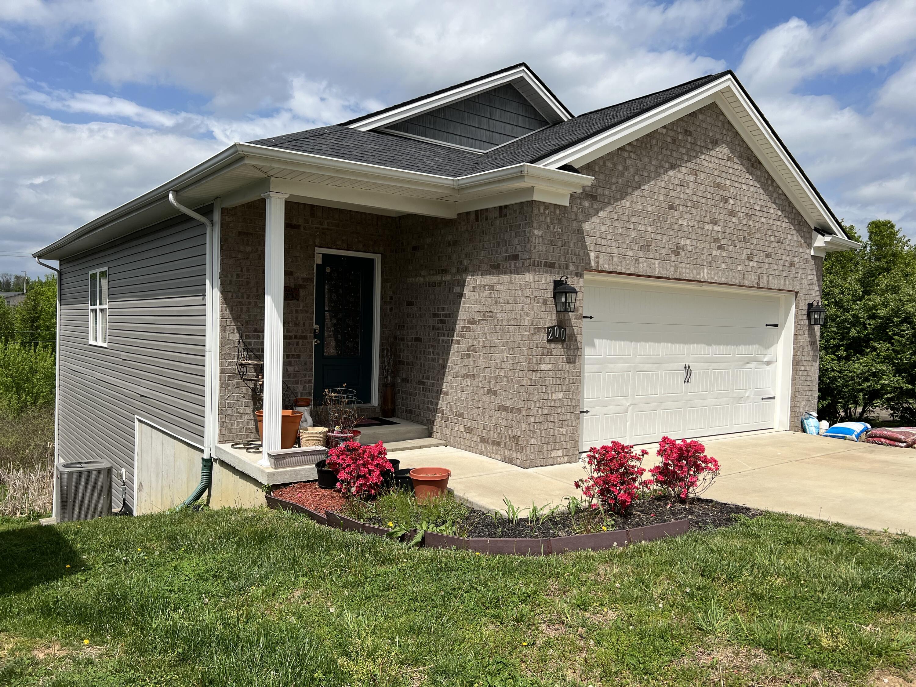200 Dubuy Drive Property Photo 1