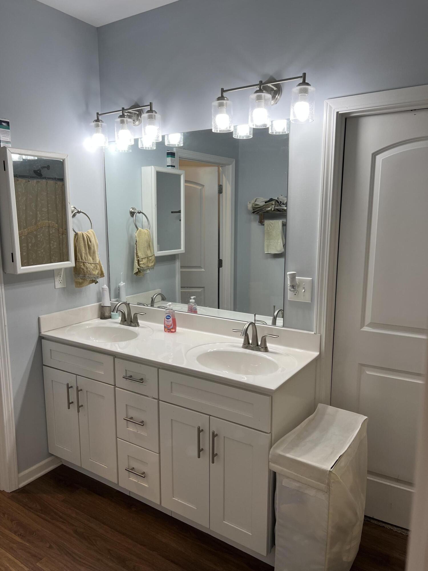 200 Dubuy Drive Property Photo 10