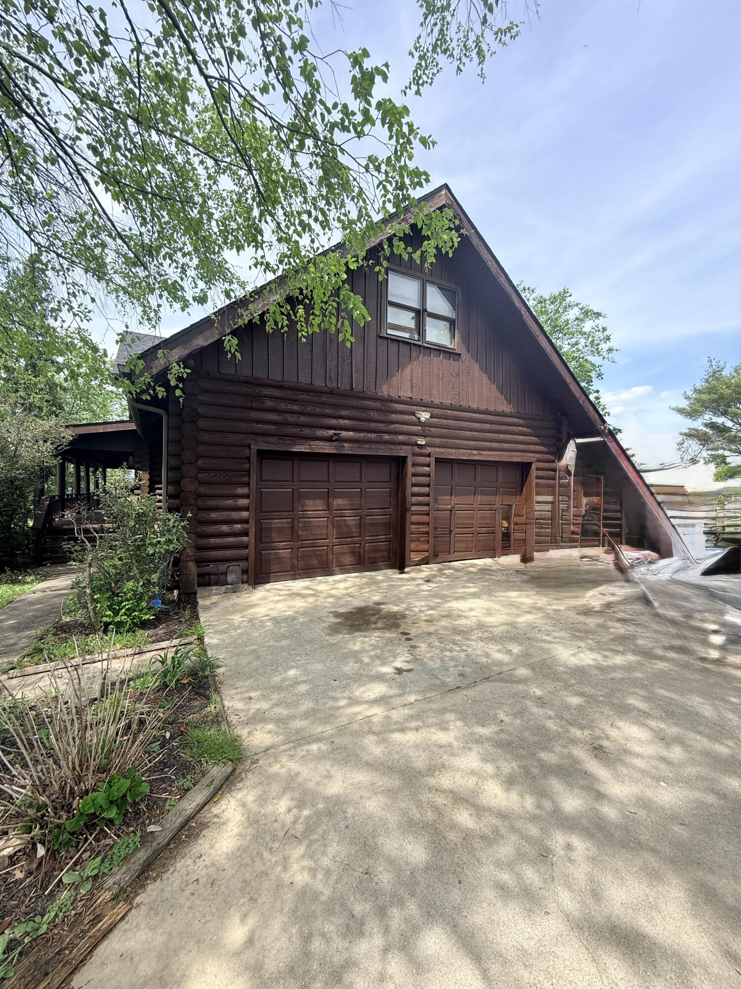 2006 Longview Drive Property Photo 4