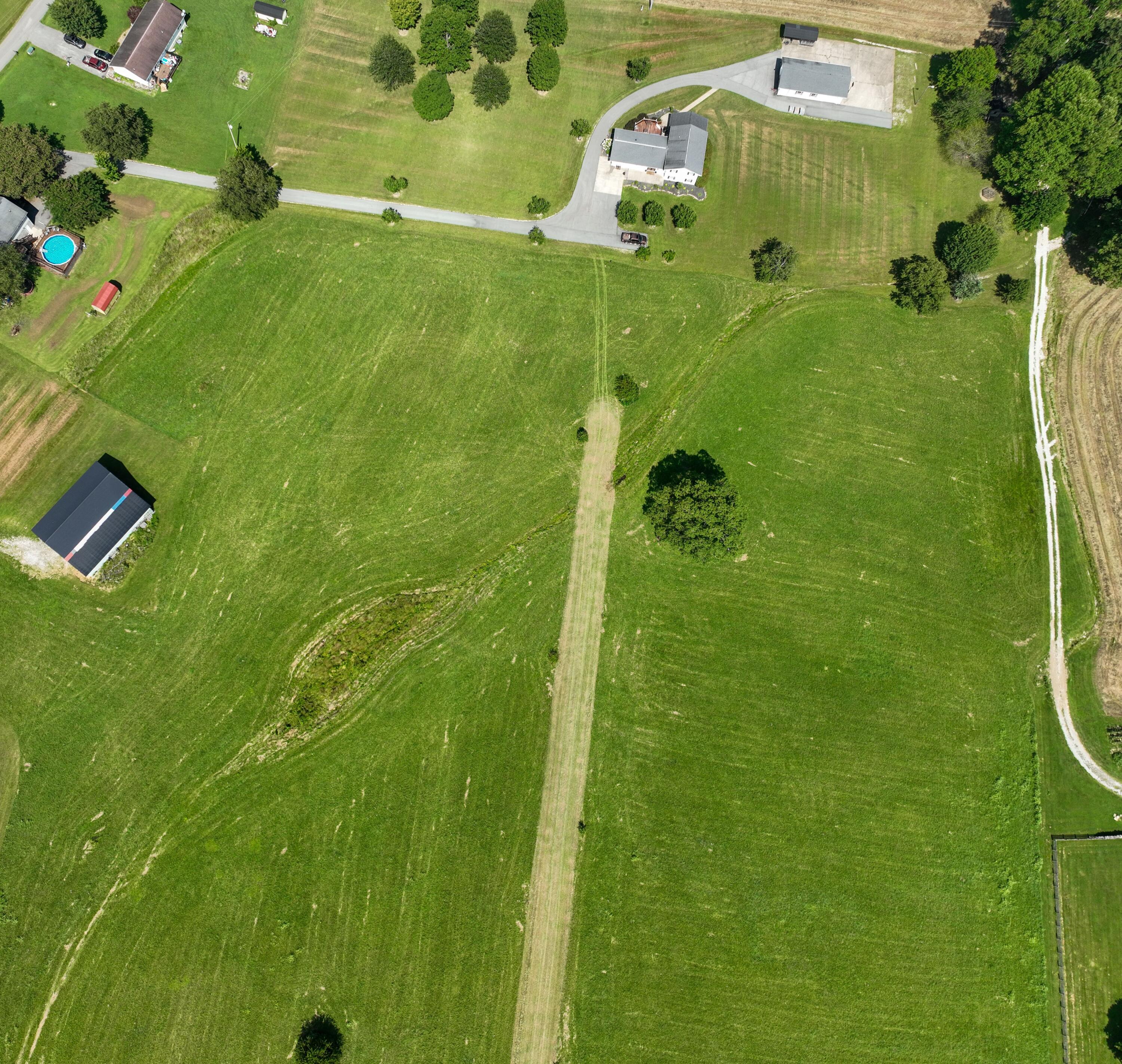 5 S State Highway 290 Property Photo 15