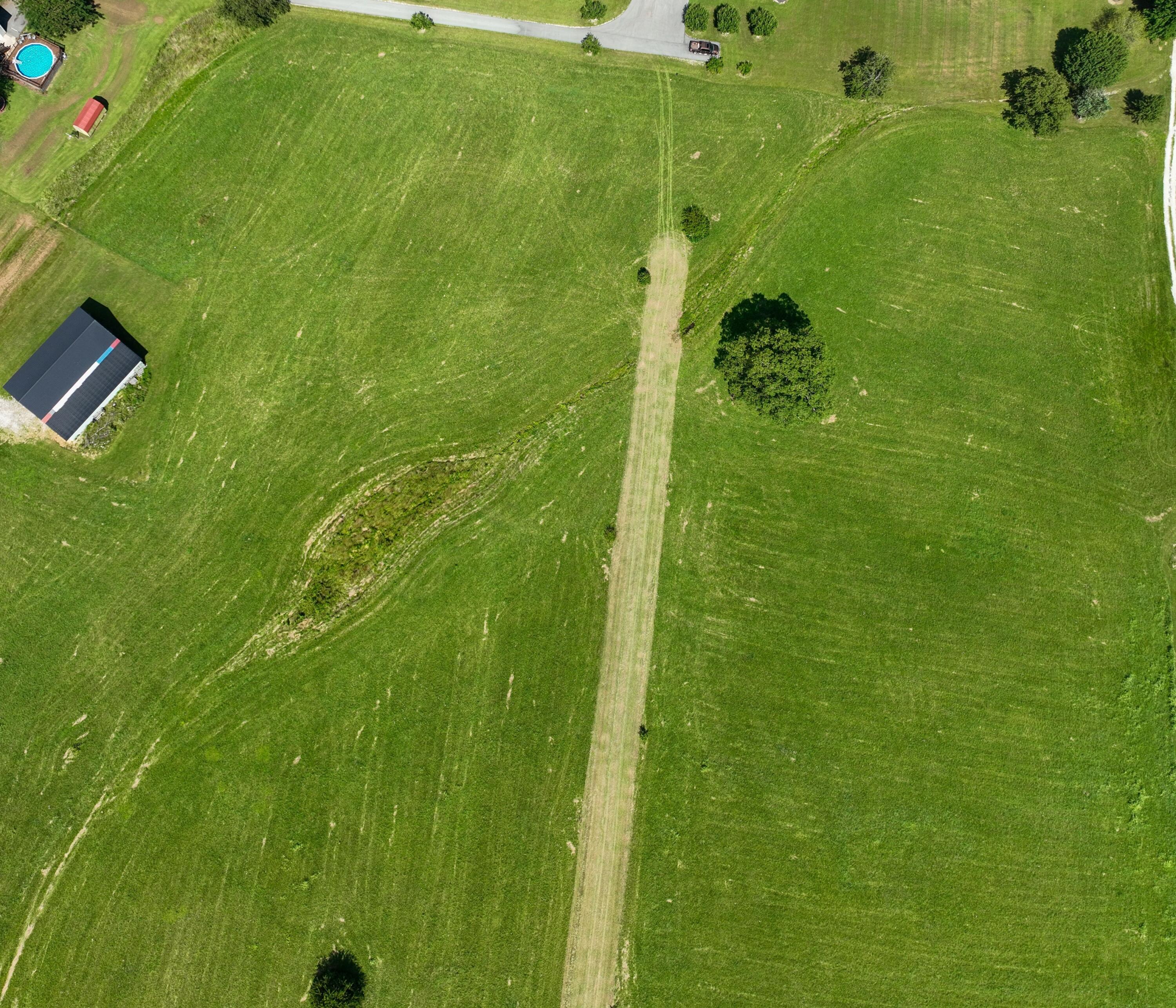 5 S State Highway 290 Property Photo 17
