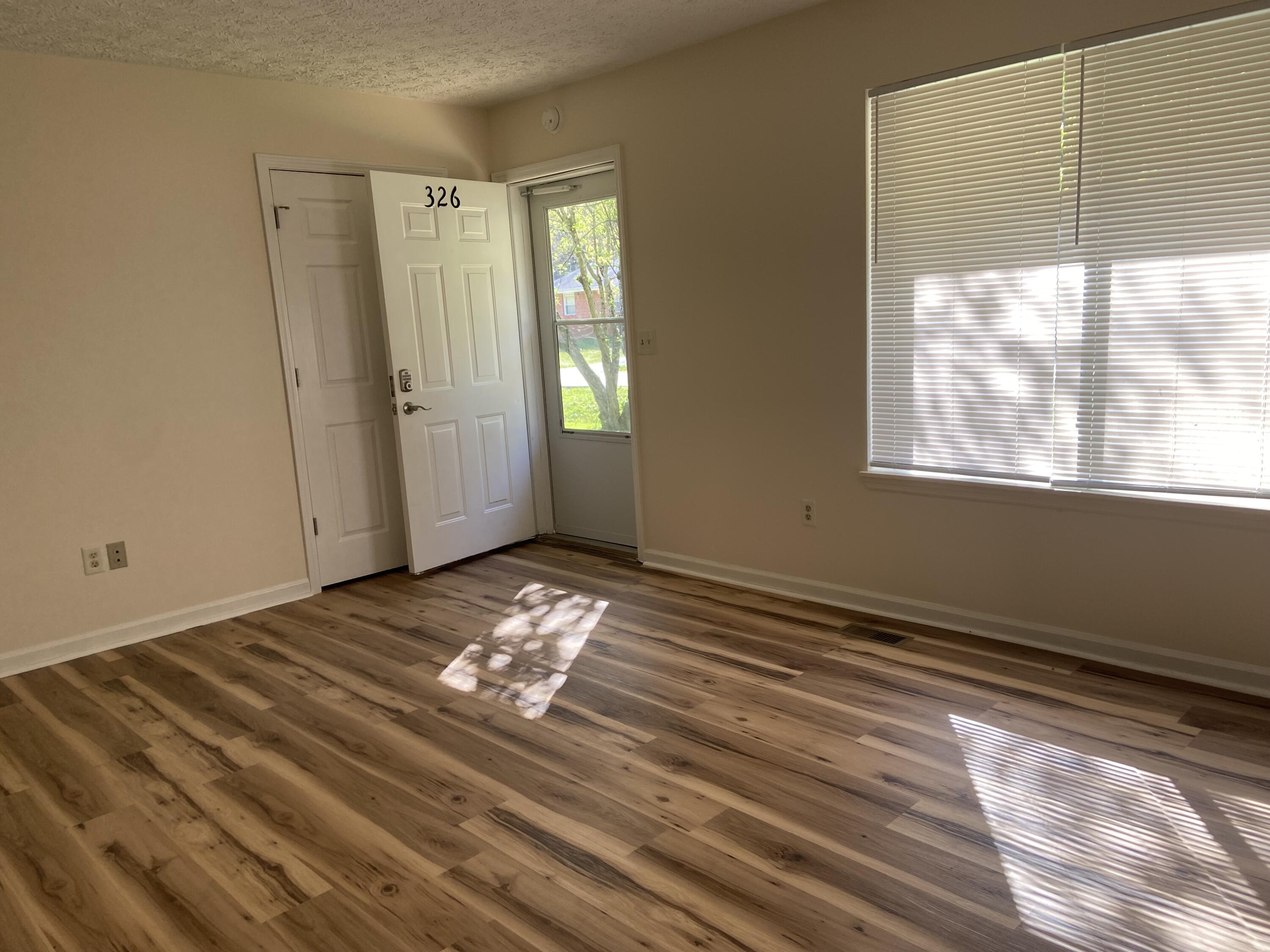 326 Pleasant Valley Road Property Photo 5