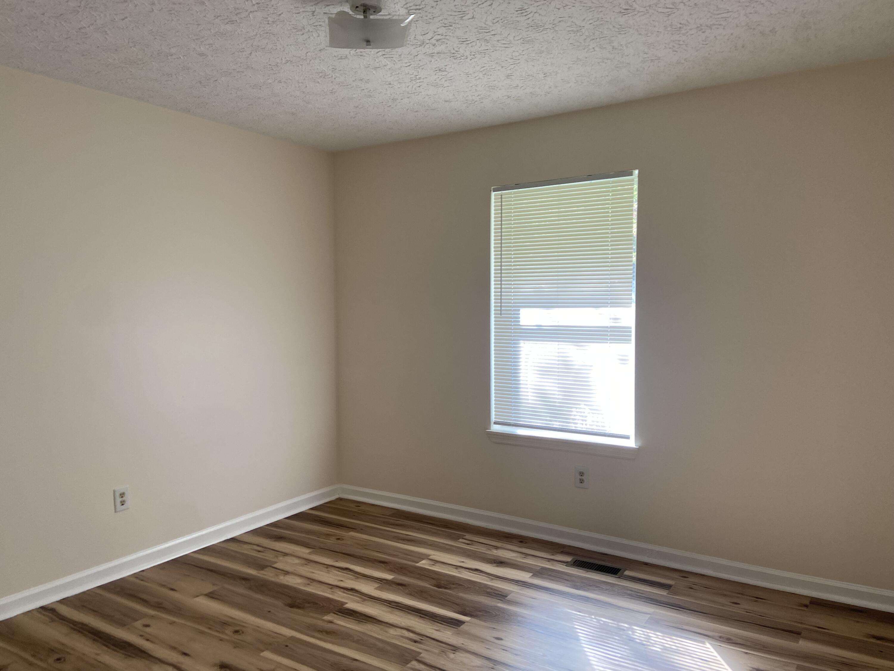 326 Pleasant Valley Road Property Photo 10
