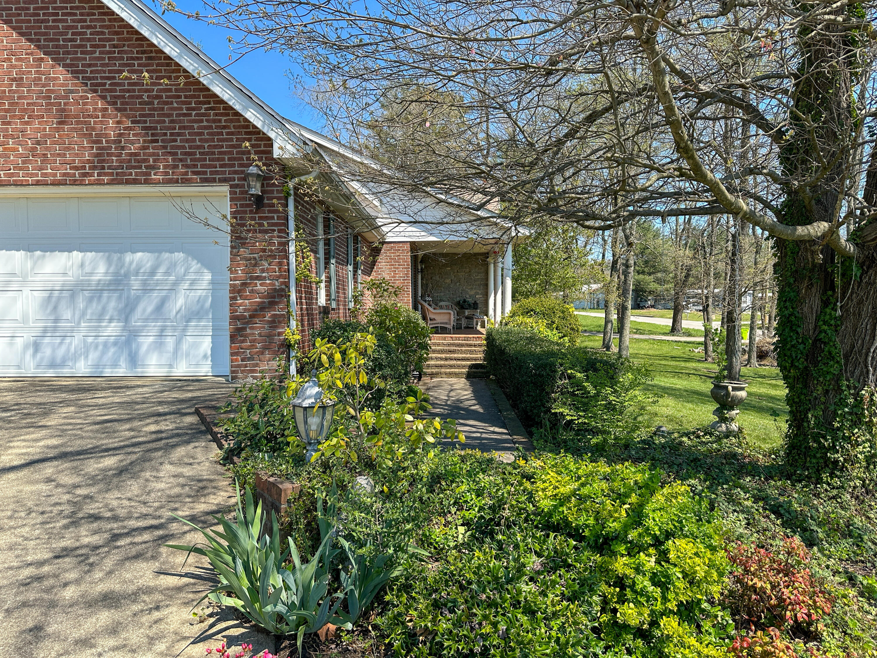 5686 Slate Lick Road 5686 Property Photo 19