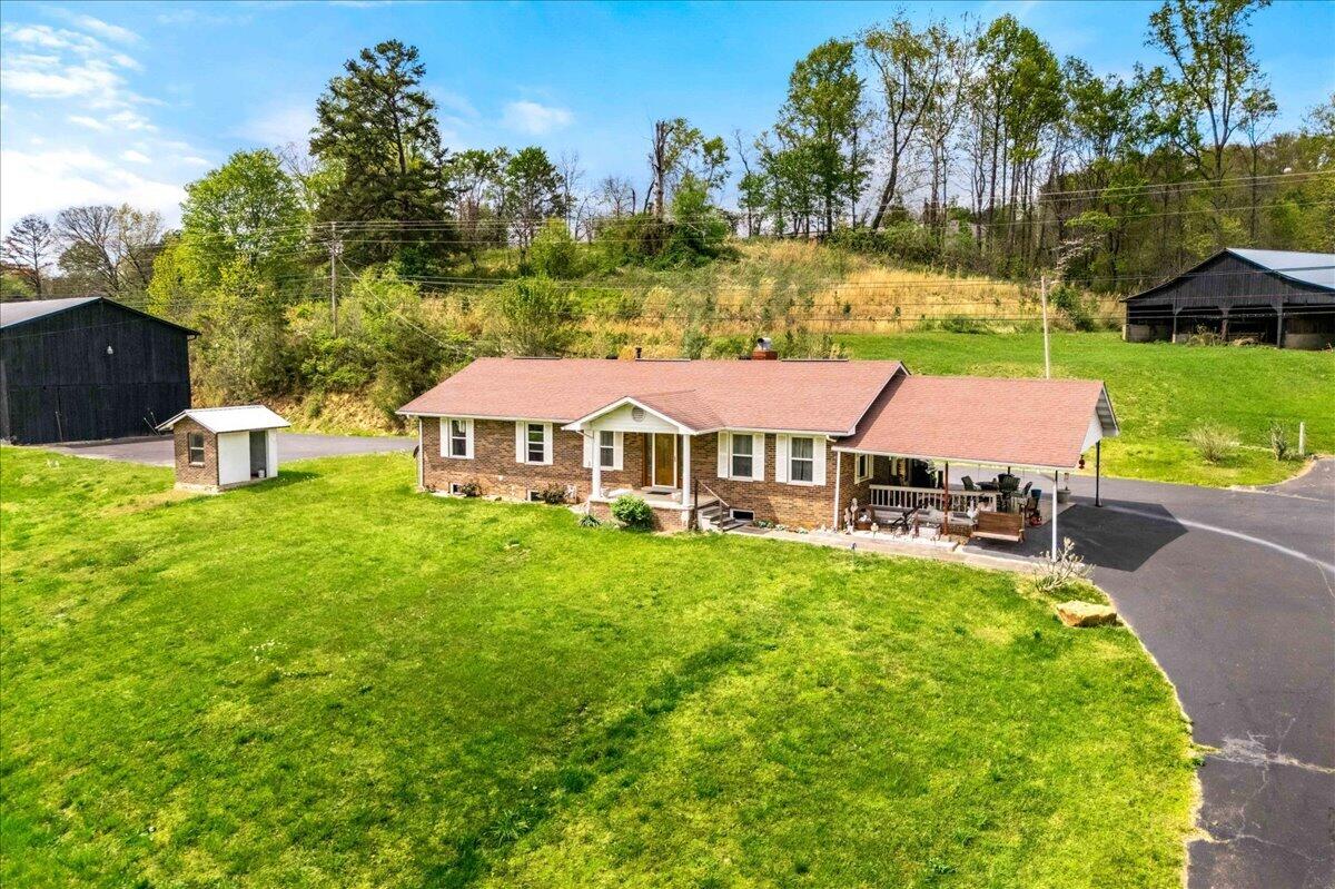 2922 State Highway 1232 Property Photo 2